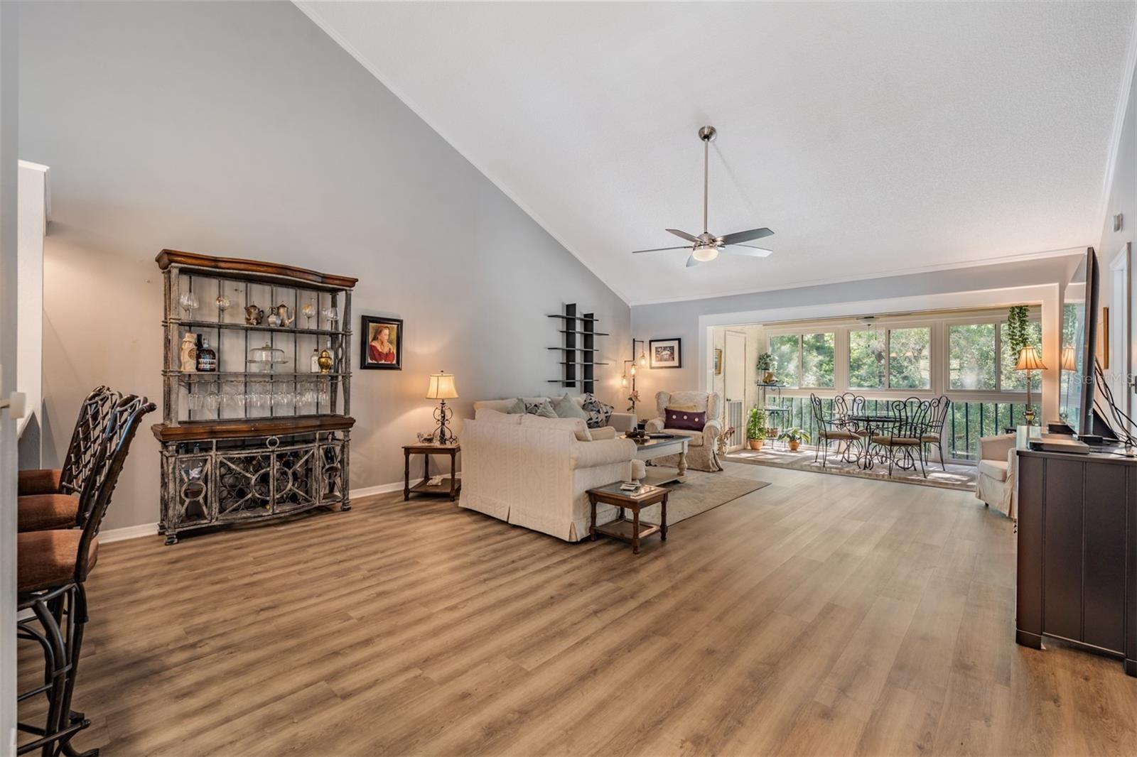 1801 E LAKE ROAD, #6J, Palm Harbor, FL 34685