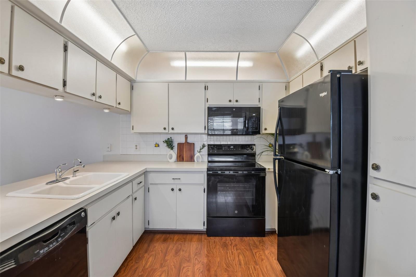 7713 HILLSIDE COURT, #204, Hudson, FL 34667