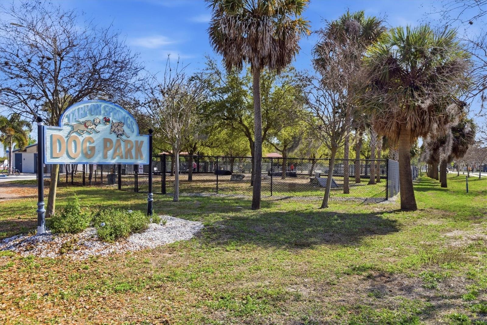 721 BAYSHORE DRIVE, Tarpon Springs, FL 34689