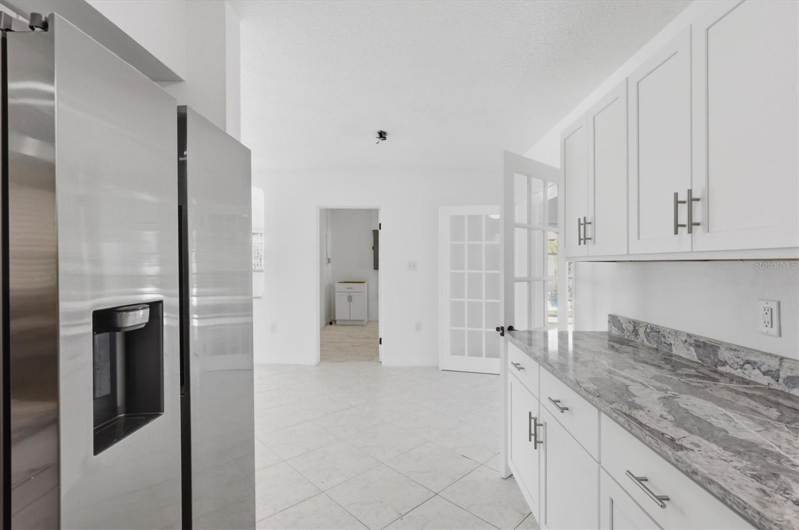 721 BAYSHORE DRIVE, Tarpon Springs, FL 34689