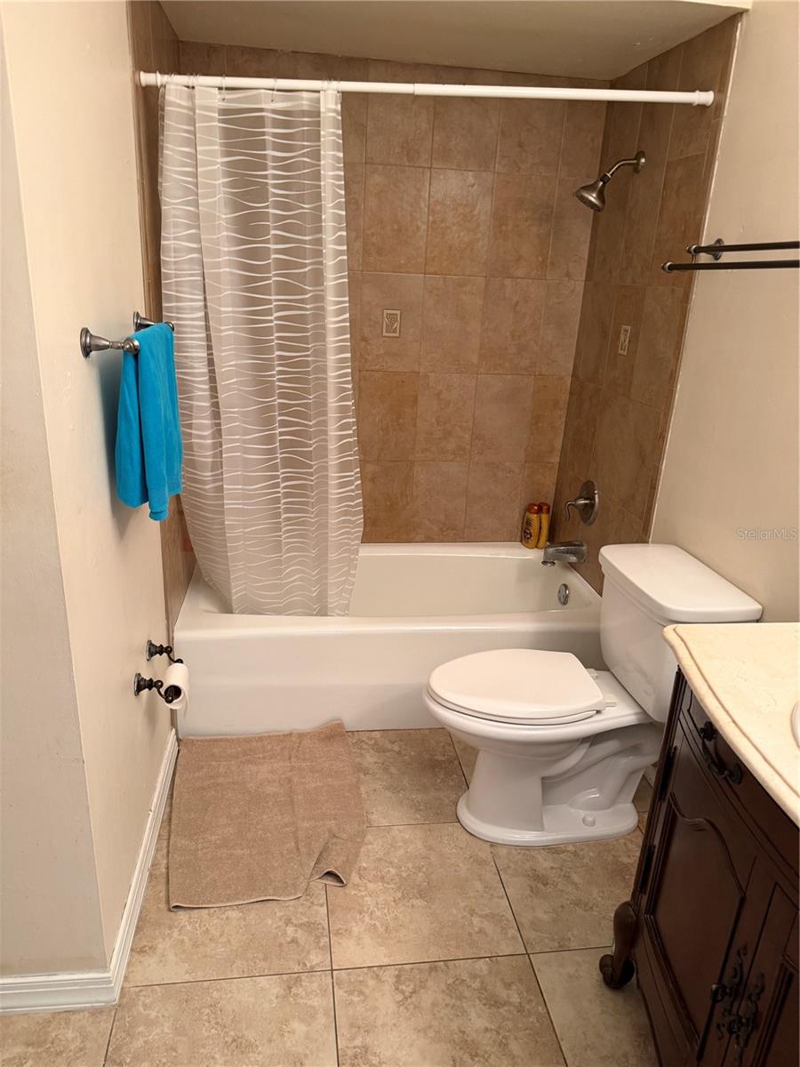 10335 CARROLLWOOD LANE, #116, Tampa, FL 33618