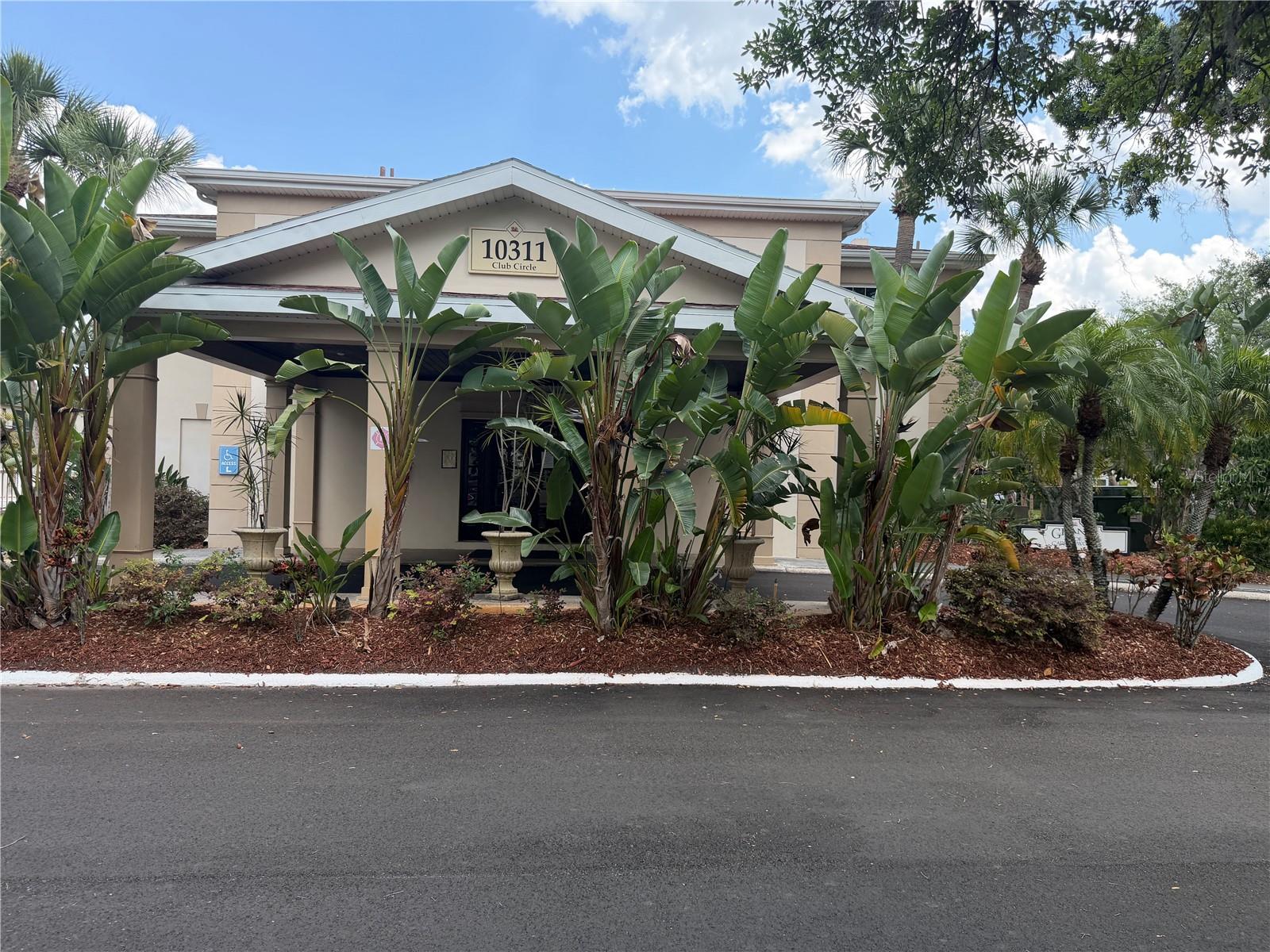 10335 CARROLLWOOD LANE, #116, Tampa, FL 33618