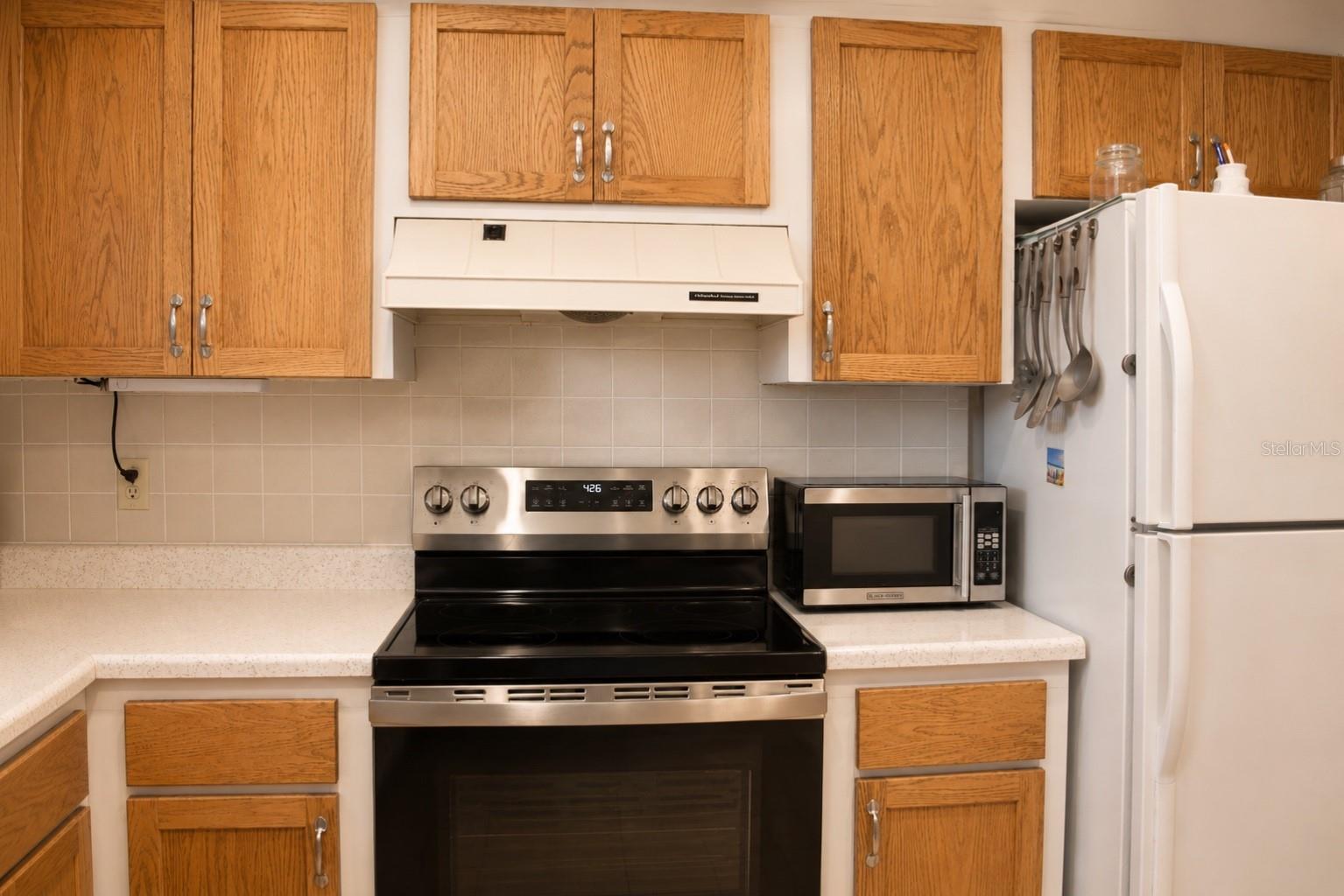 1662 S LAKE AVENUE, #6, Clearwater, FL 33756