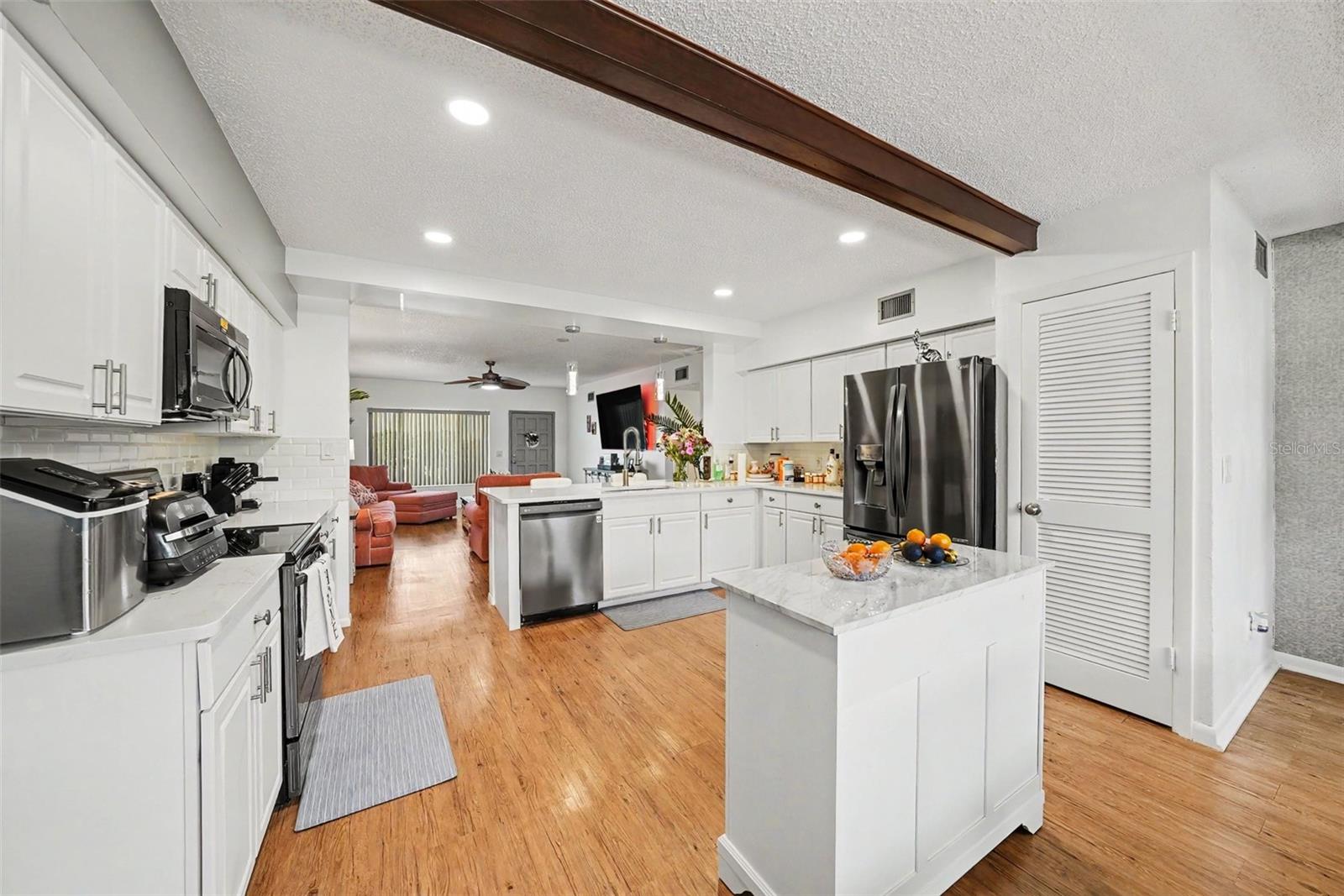 2284 PHILIPPINE DRIVE, #69, Clearwater, FL 33763