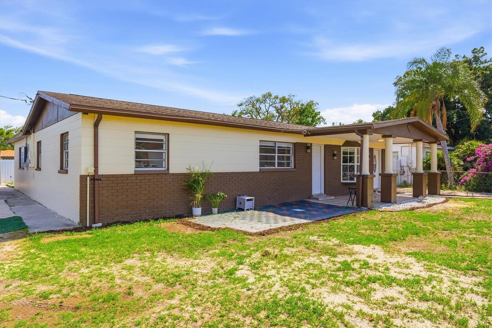 3002 W HAYA STREET, Tampa, FL 33614
