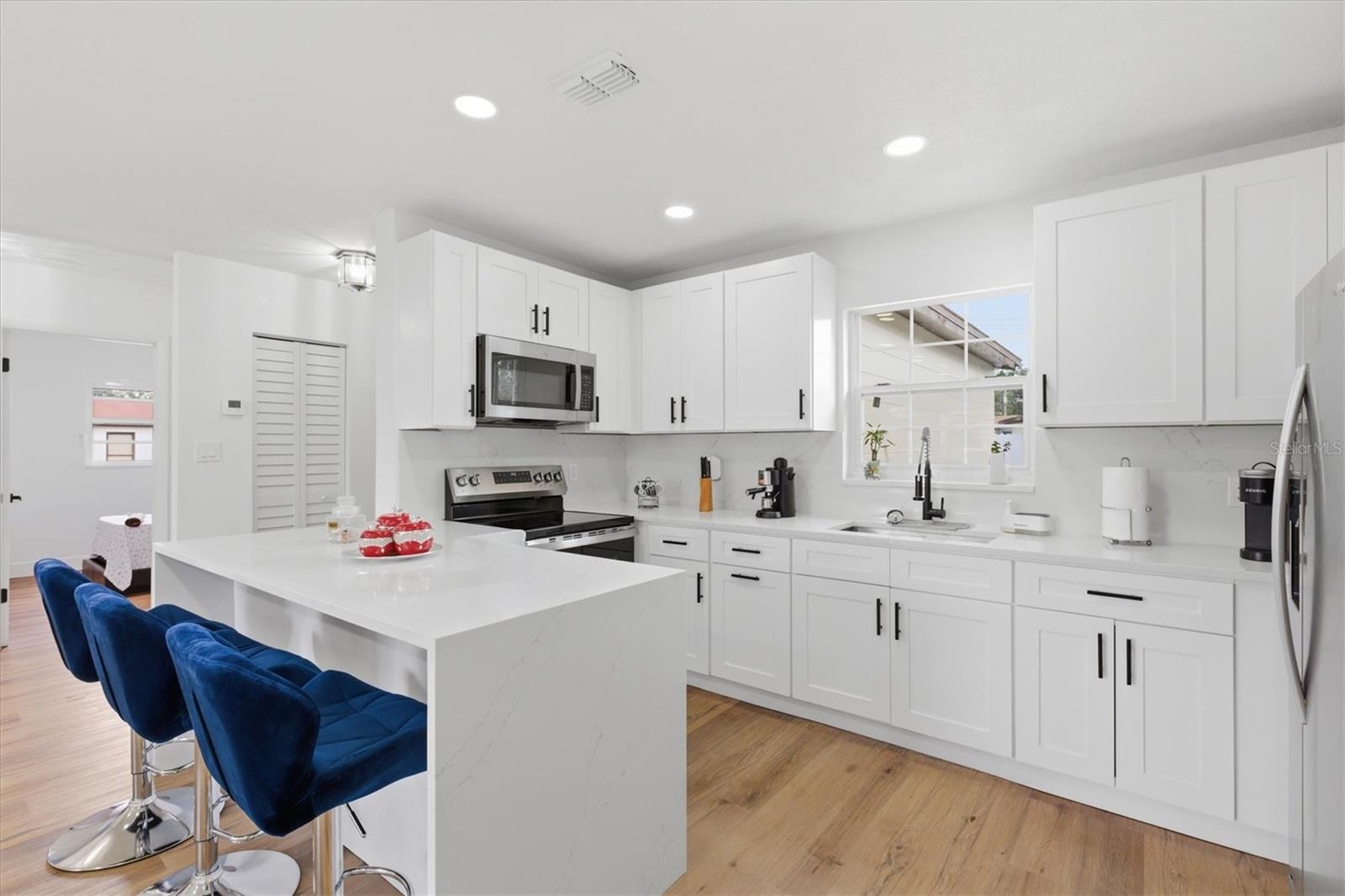 3002 W HAYA STREET, Tampa, FL 33614