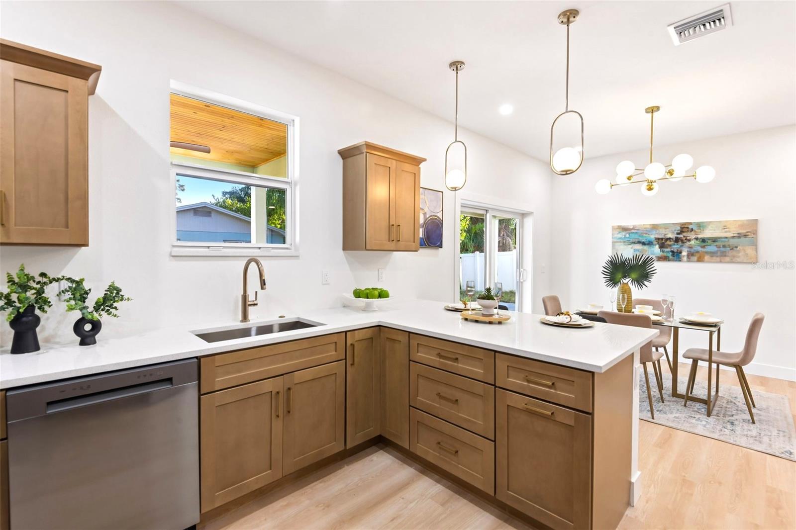 266 PLATON AVENUE, Dunedin, FL 34698