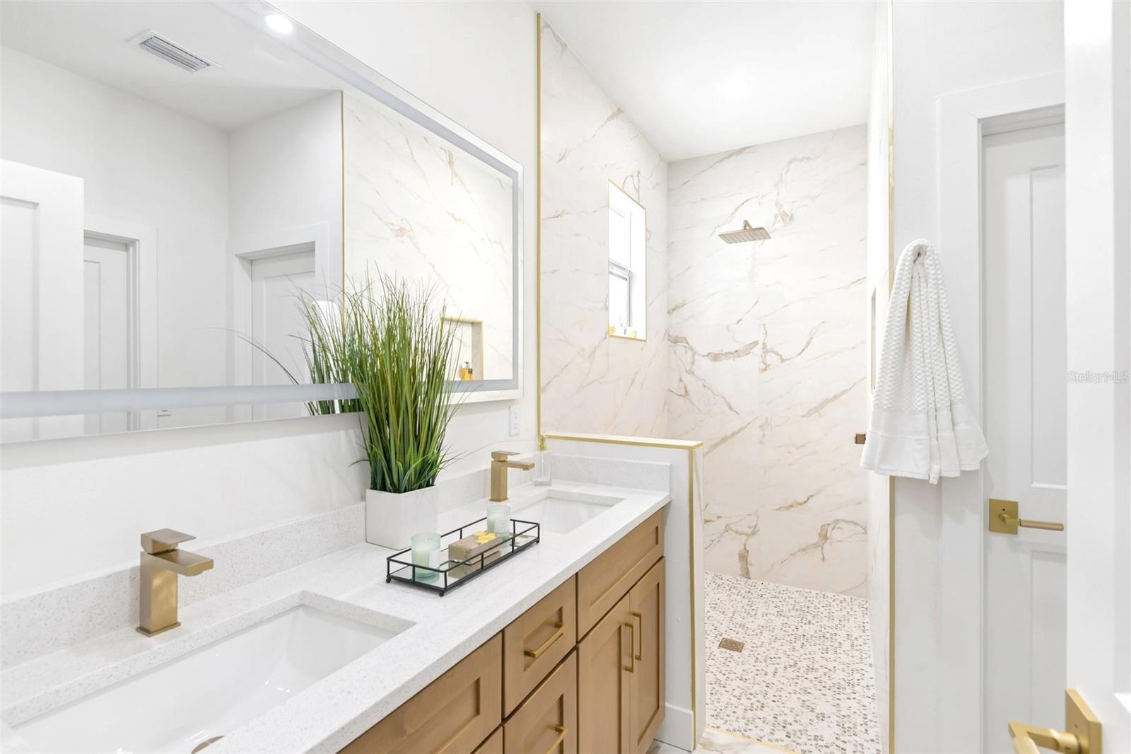 266 PLATON AVENUE, Dunedin, FL 34698