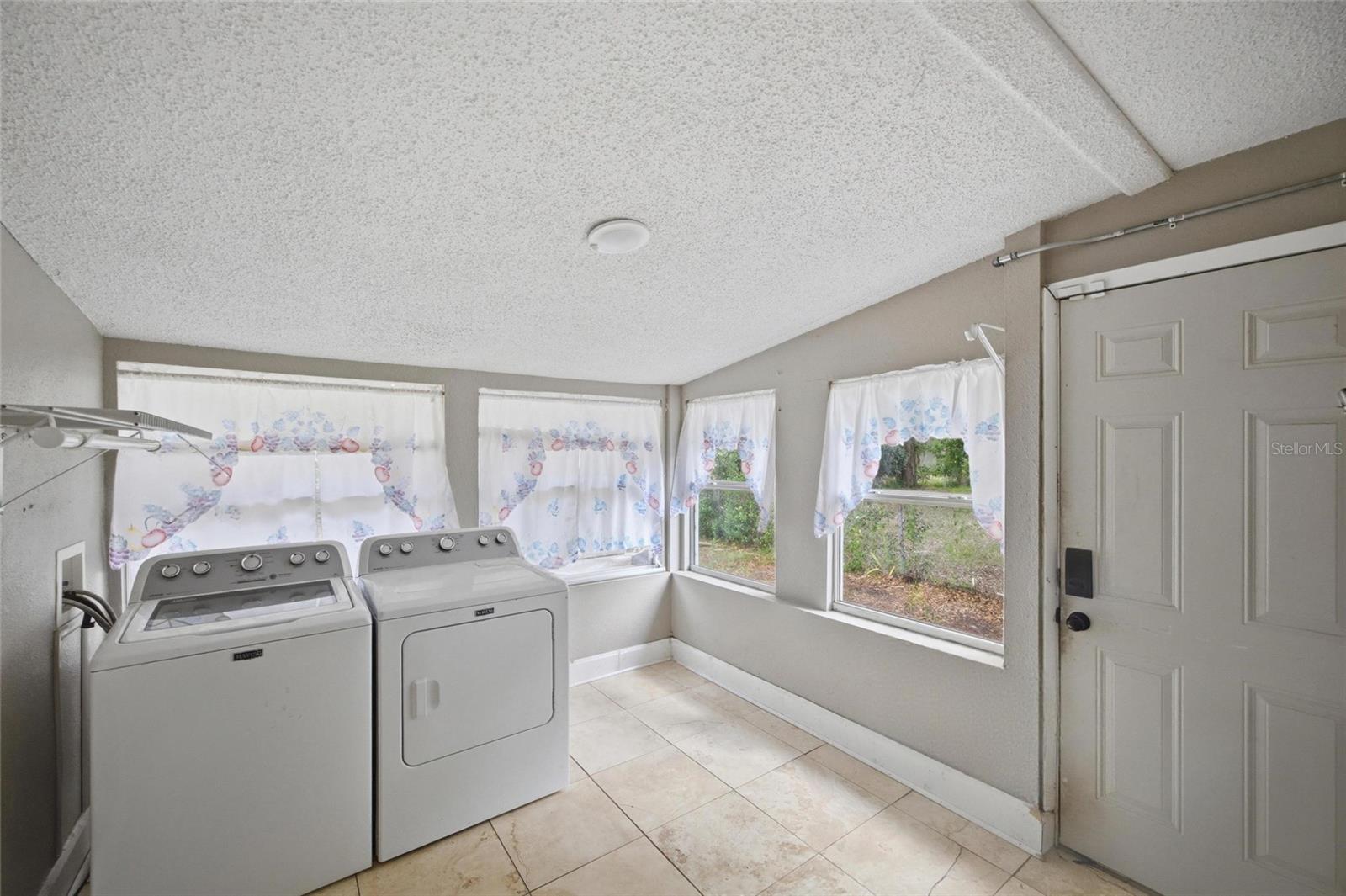 2207 AVENUE F NW, Winter Haven, FL 33880