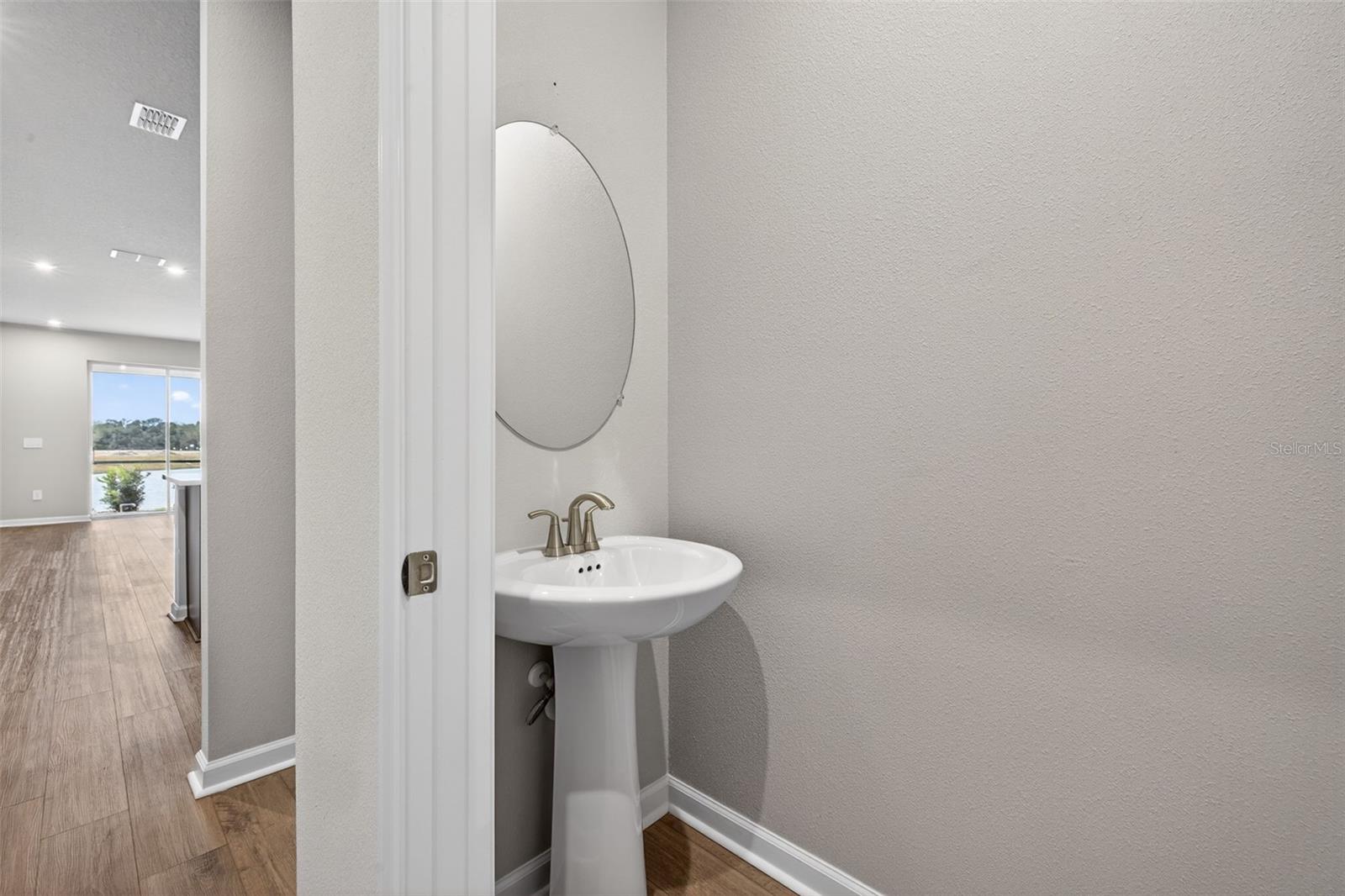 Powder Room Powder Room