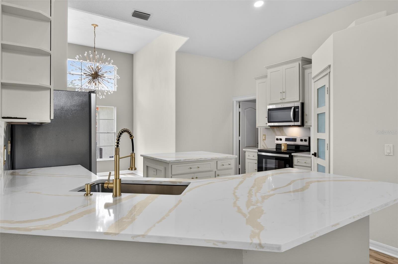 7705 NOTTINGHILL SKY DRIVE, Apollo Beach, FL 33572