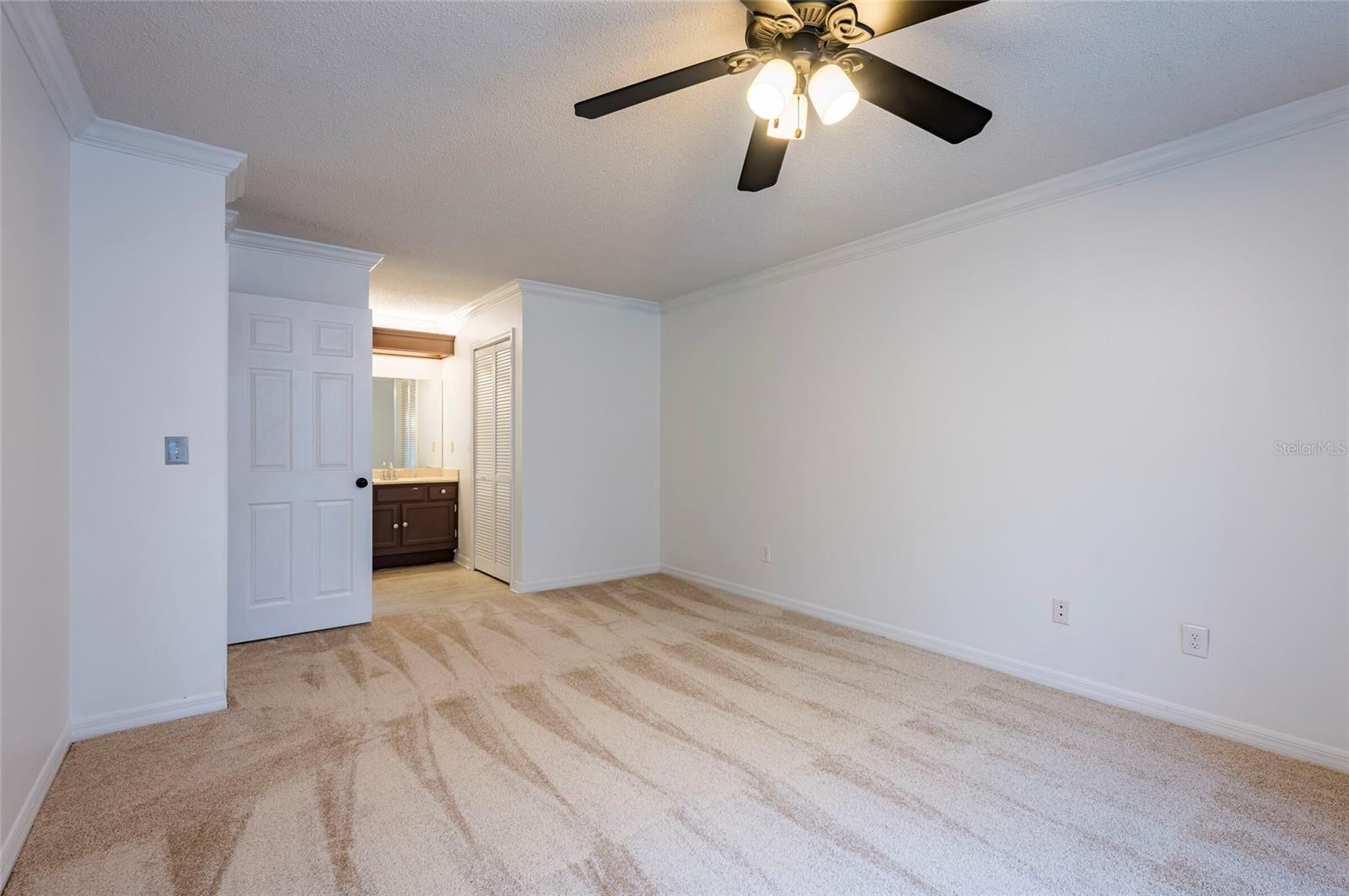 3164 VALLEY OAKS DRIVE, #3164, Tampa, FL 33618