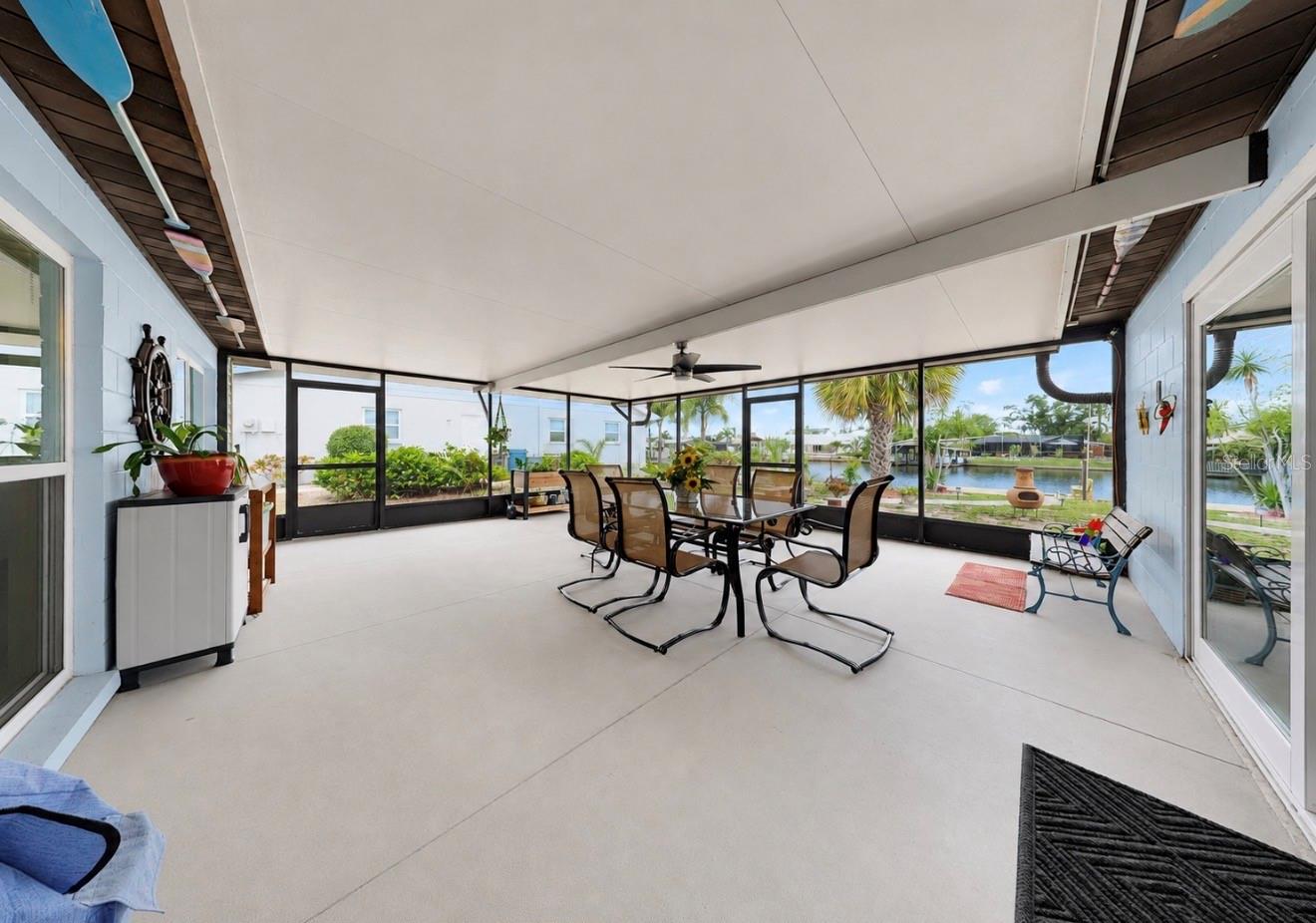 803 LEISEY CIRCLE, Ruskin, FL 33570