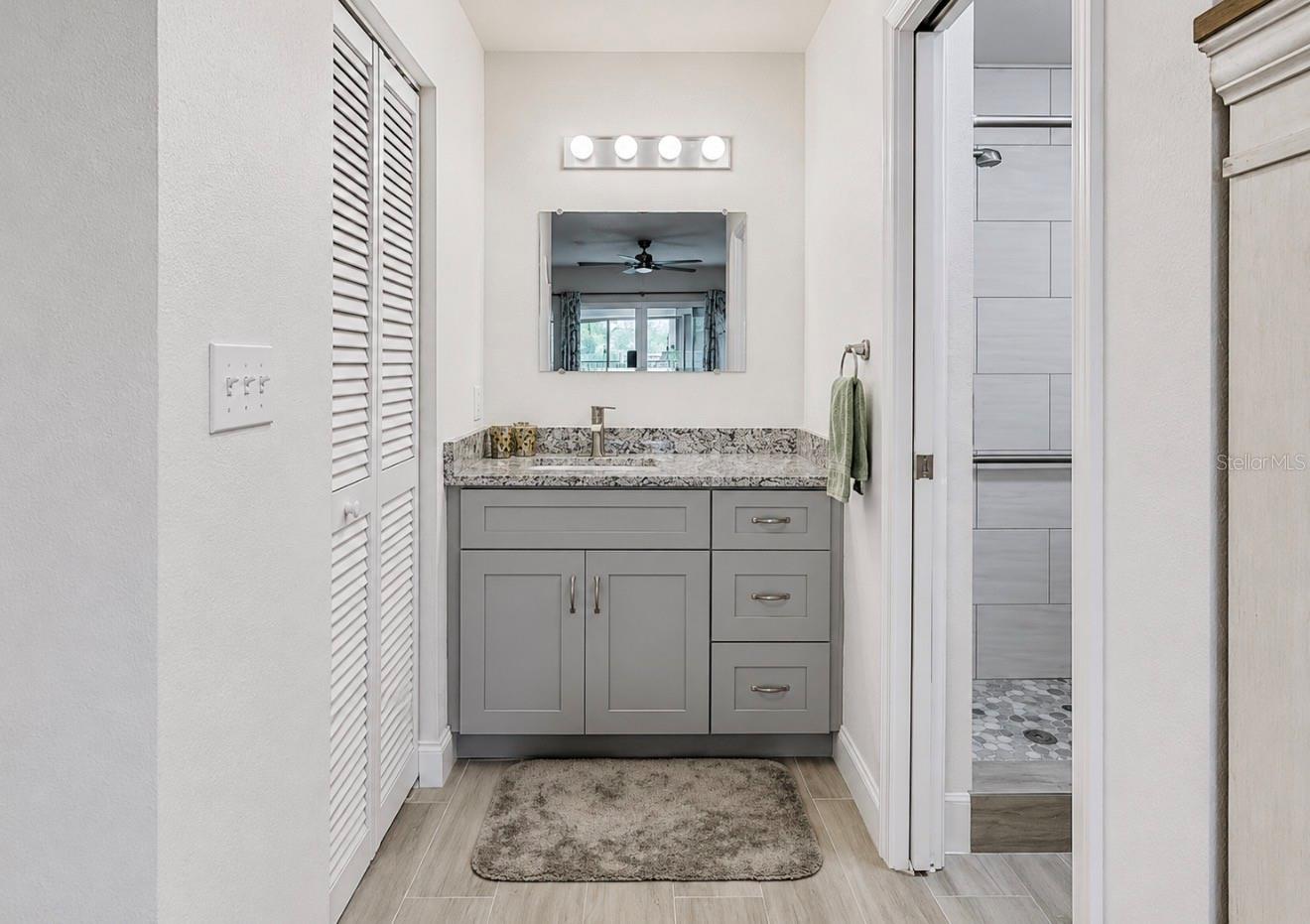 803 LEISEY CIRCLE, Ruskin, FL 33570