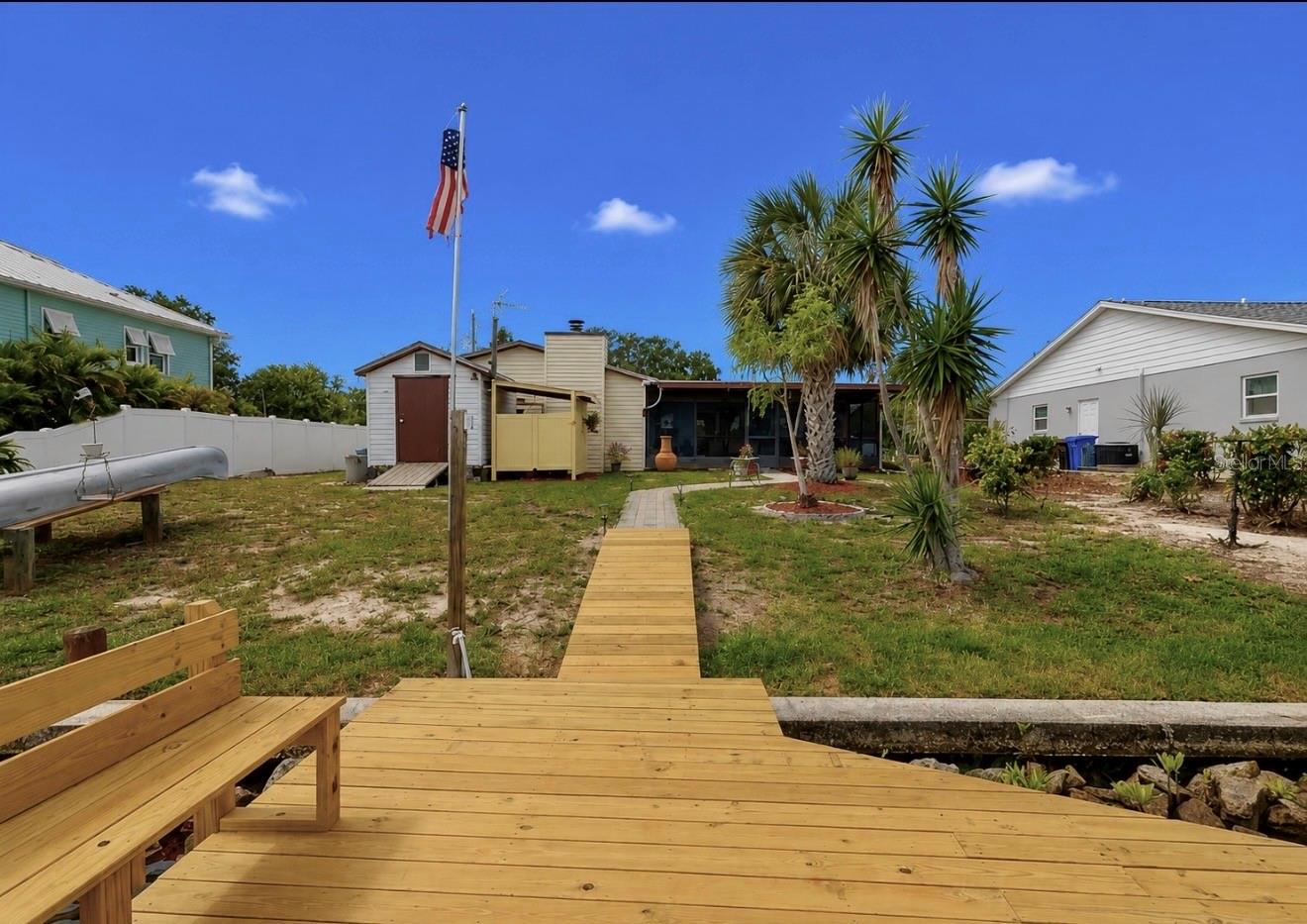 803 LEISEY CIRCLE, Ruskin, FL 33570