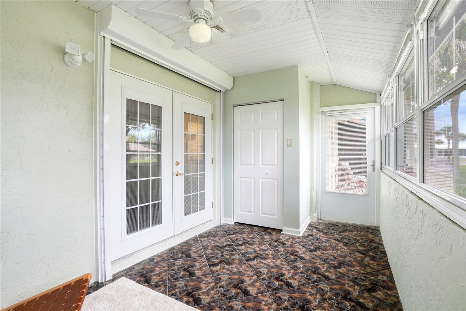 1208 14TH CIRCLE SE, Largo, FL 33771