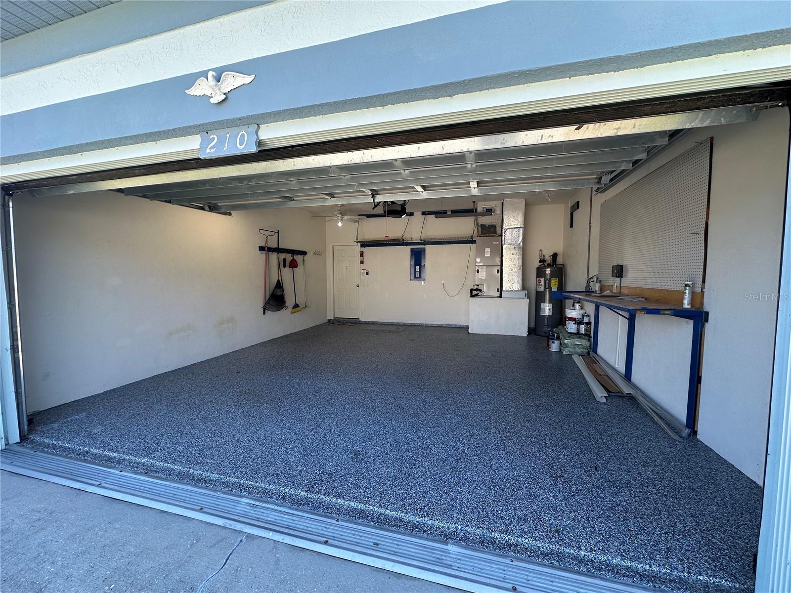 210 W REXFORD DRIVE, Beverly Hills, FL 34465