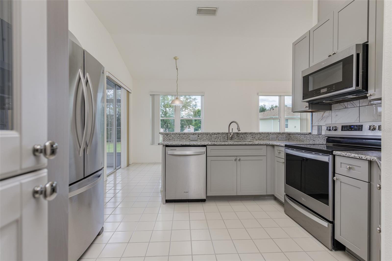 210 W REXFORD DRIVE, Beverly Hills, FL 34465