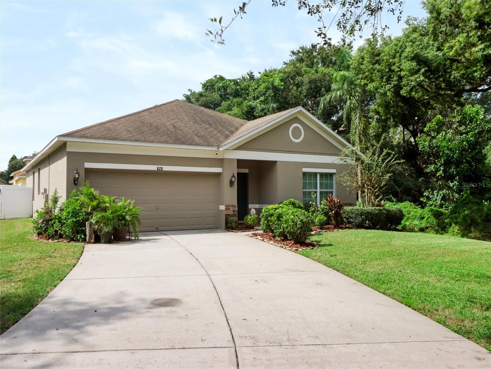 620 CHESNEY DRIVE, Valrico, FL 33594 620 CHESNEY DRIVE, Valrico, FL 33594