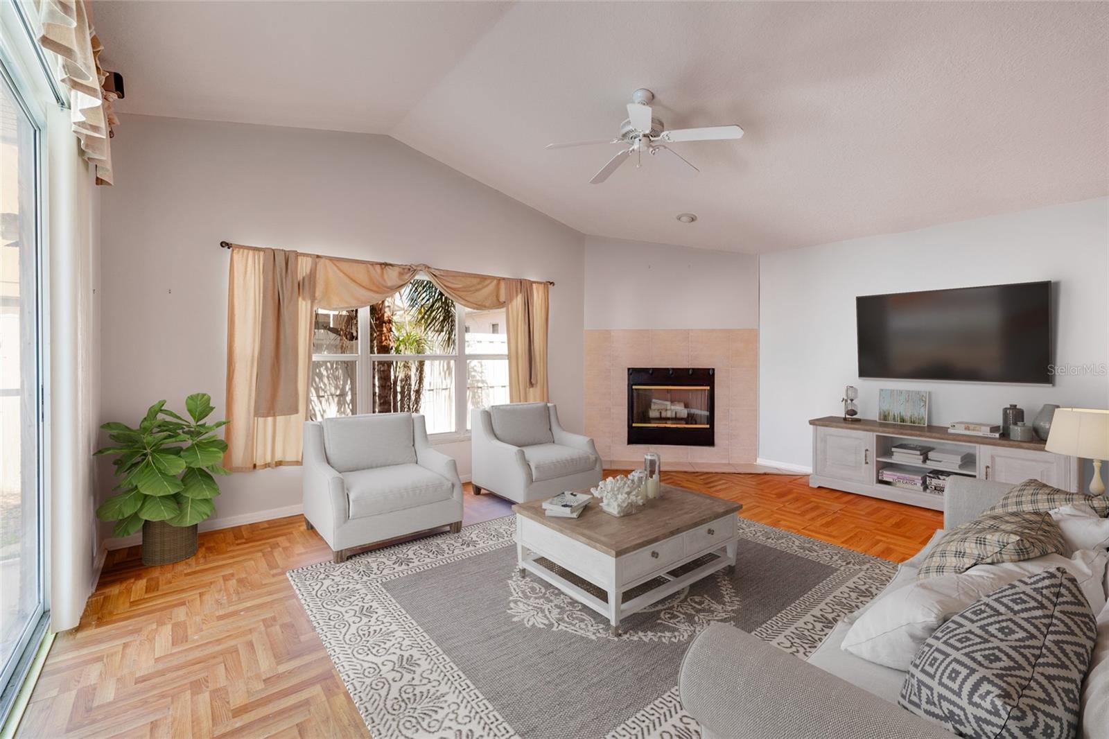1805 WOOD BEND STREET, Tarpon Springs, FL 34689 1805 WOOD BEND STREET, Tarpon Springs, FL 34689