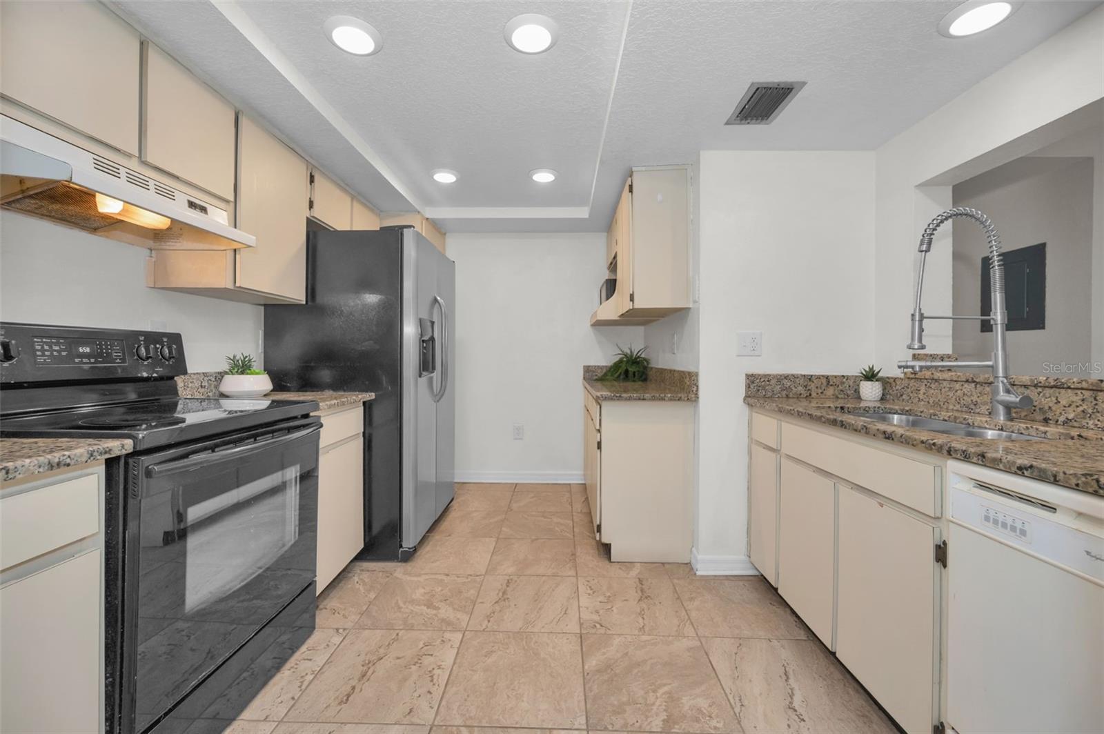 2971 ESTANCIA BOULEVARD, #412, Clearwater, FL 33761