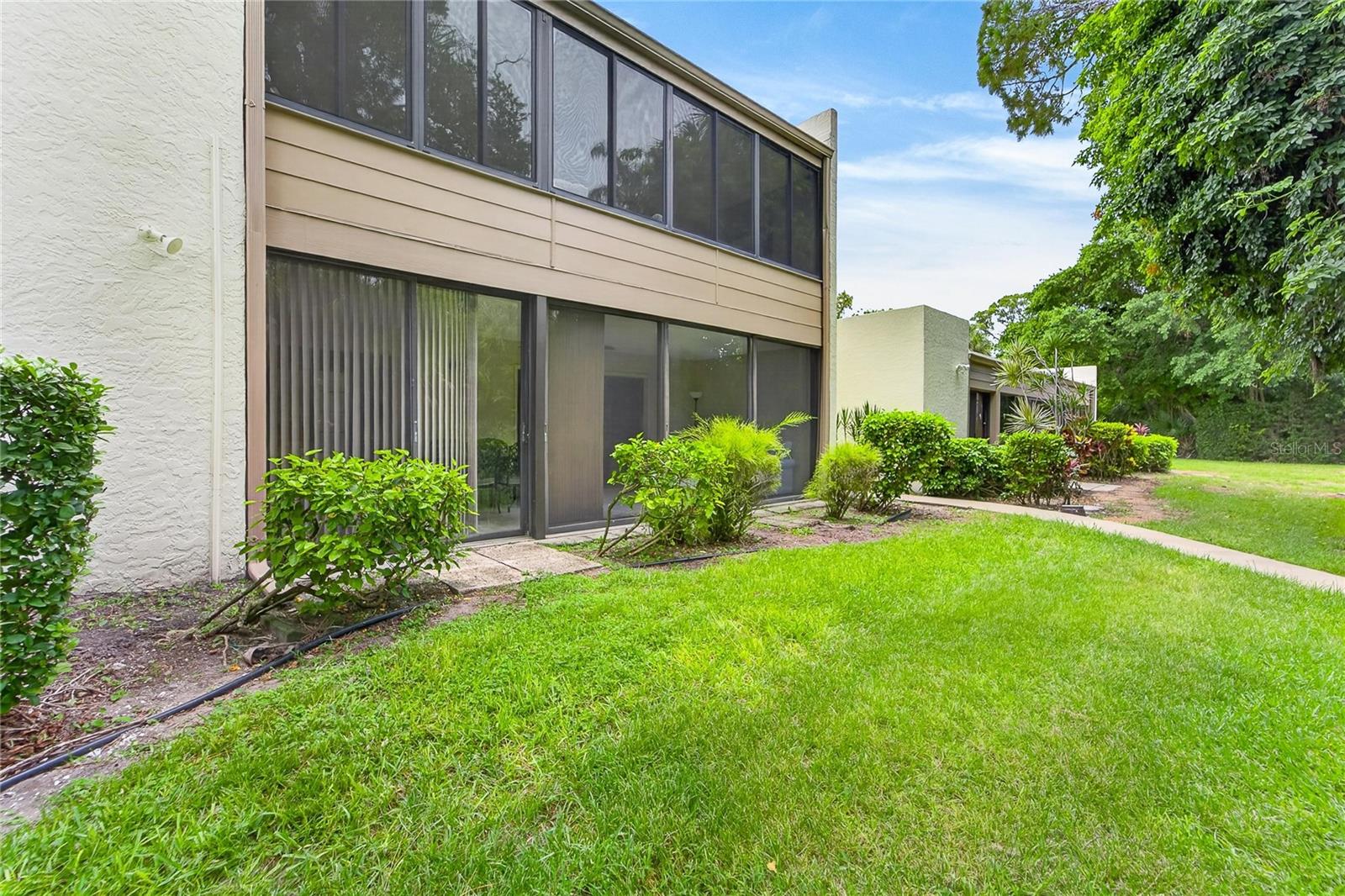 593 LAKESIDE DRIVE, #593, Bradenton, FL 34210