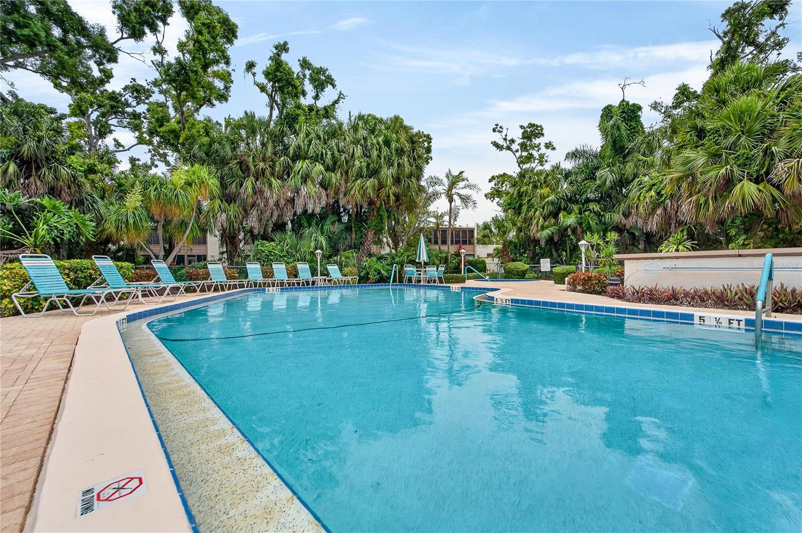 593 LAKESIDE DRIVE, #593, Bradenton, FL 34210