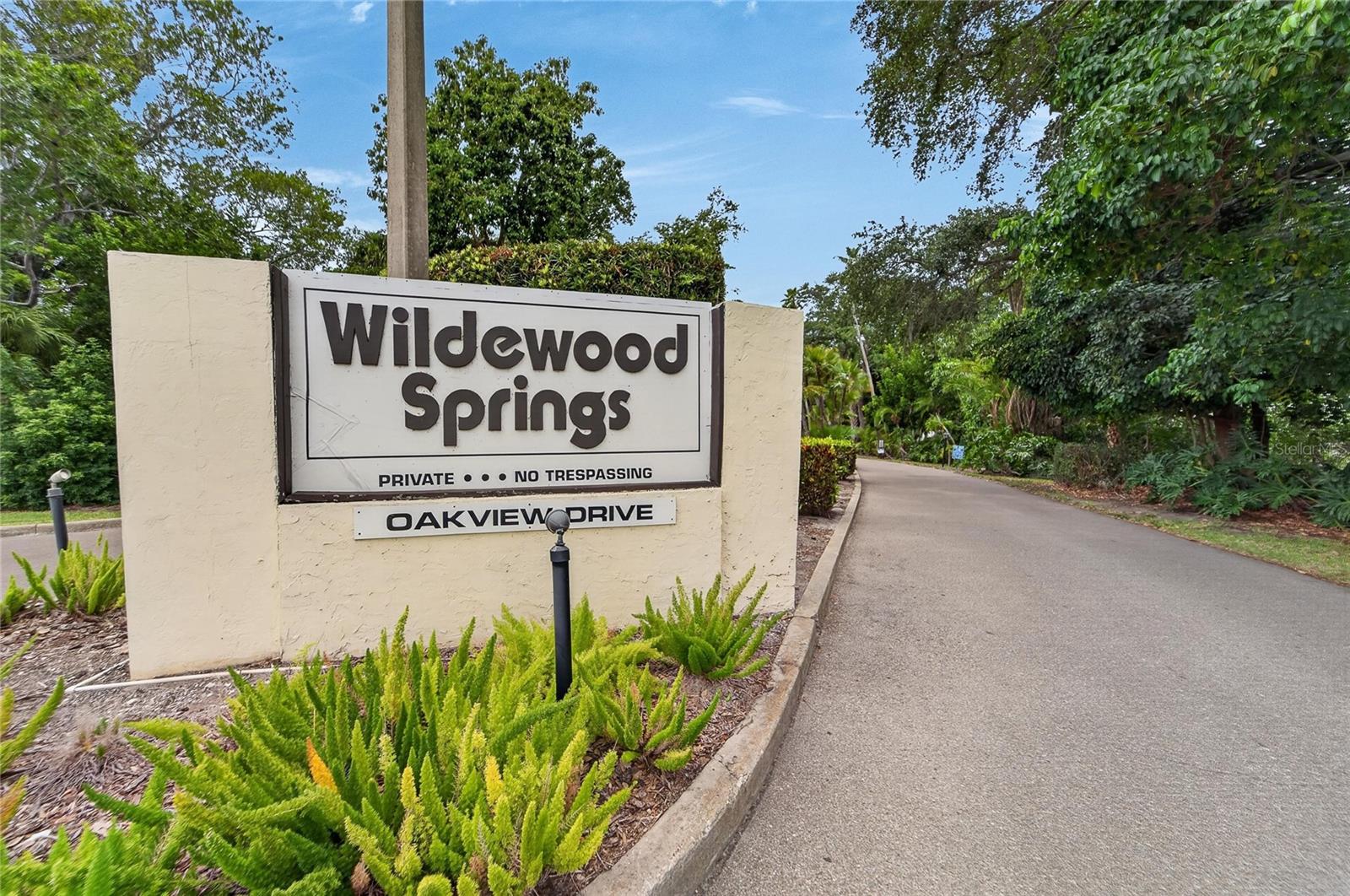 593 LAKESIDE DRIVE, #593, Bradenton, FL 34210