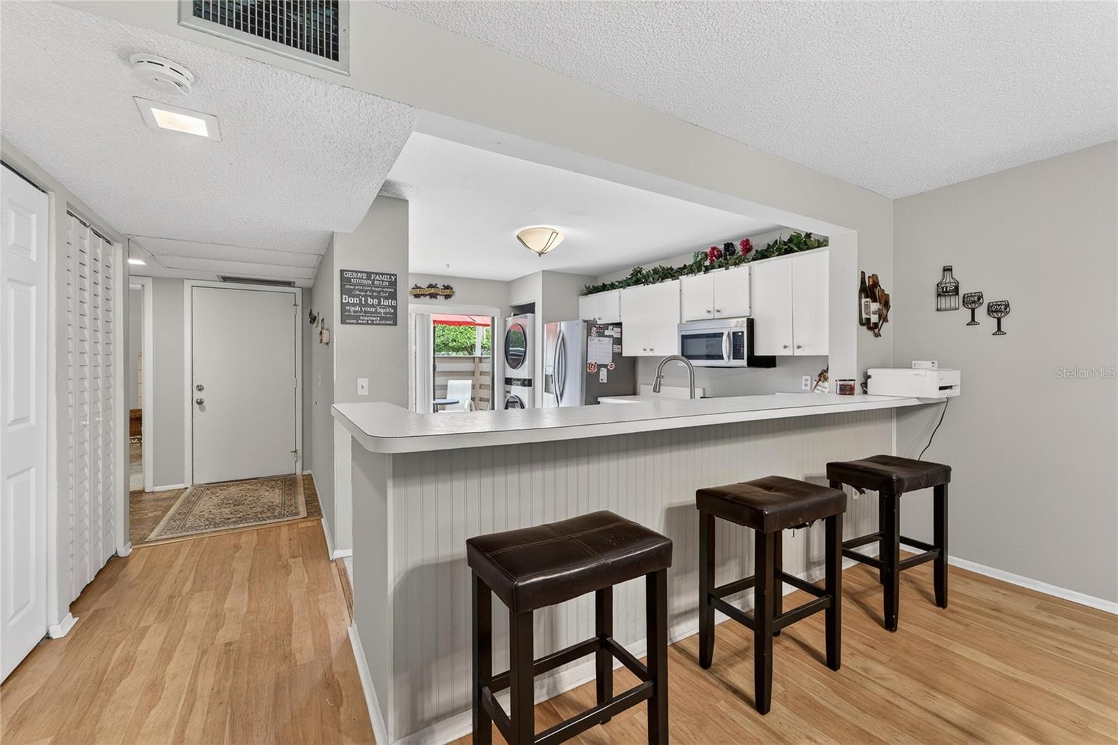 593 LAKESIDE DRIVE, #593, Bradenton, FL 34210