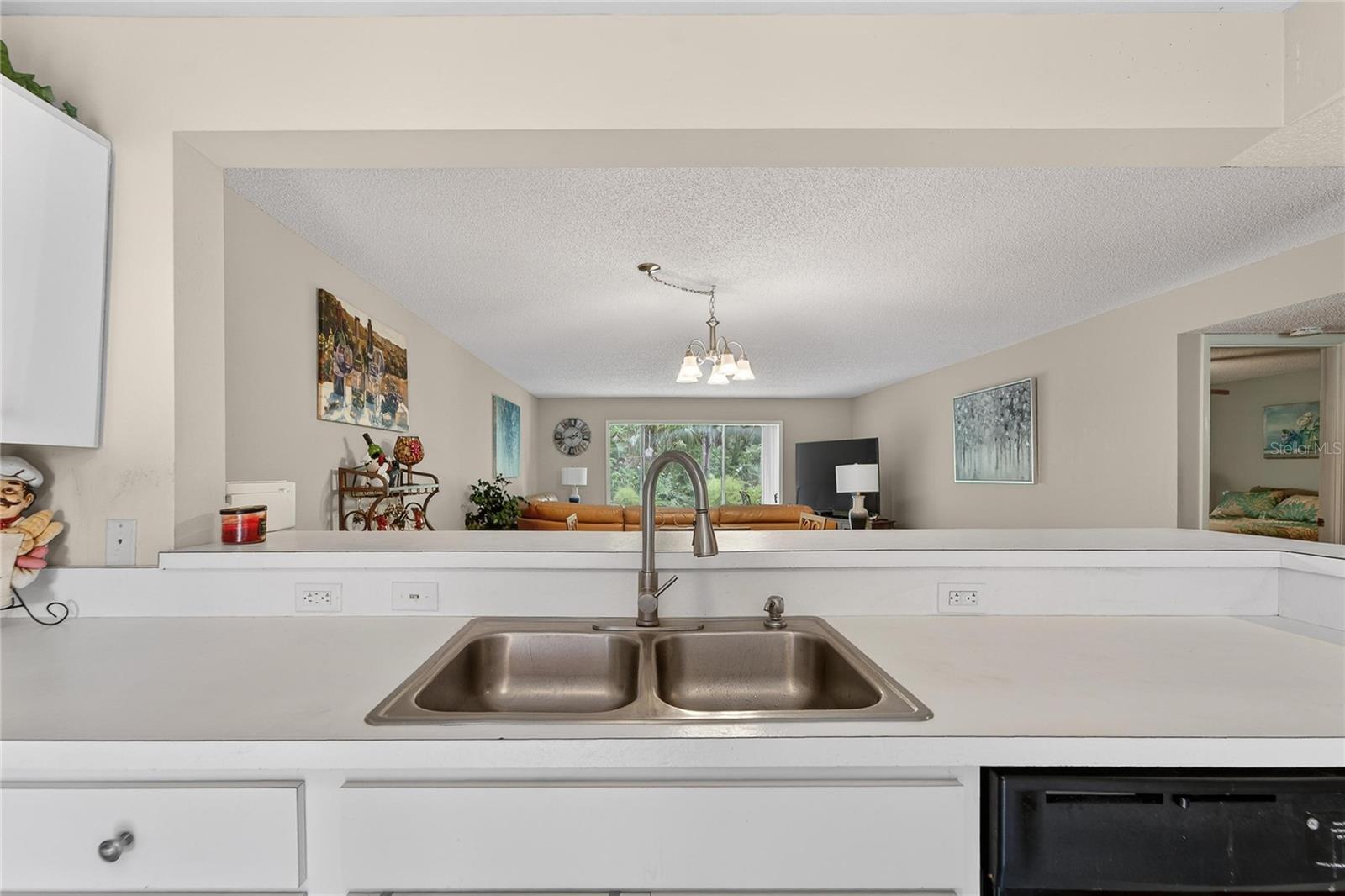 593 LAKESIDE DRIVE, #593, Bradenton, FL 34210