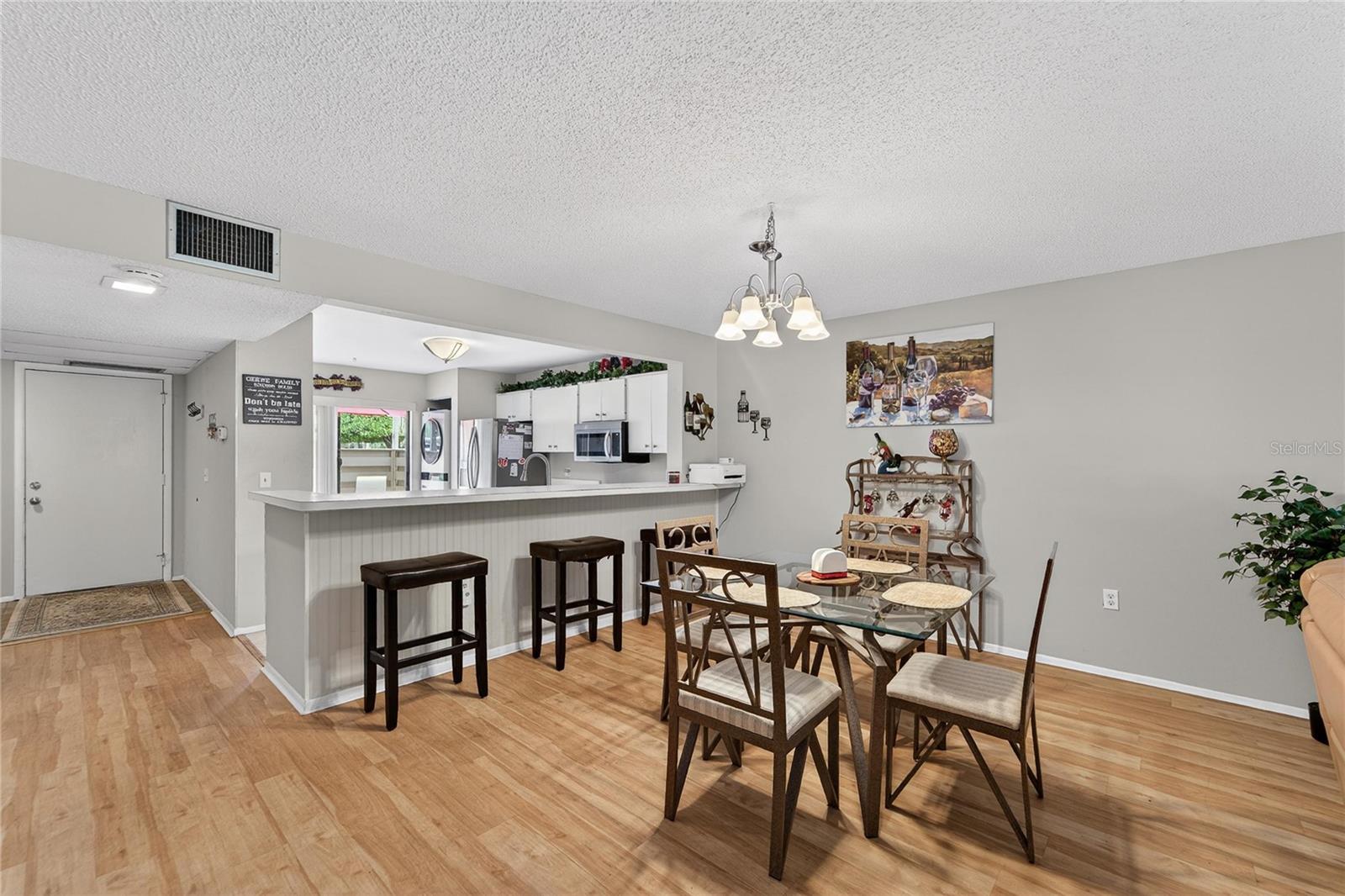 593 LAKESIDE DRIVE, #593, Bradenton, FL 34210