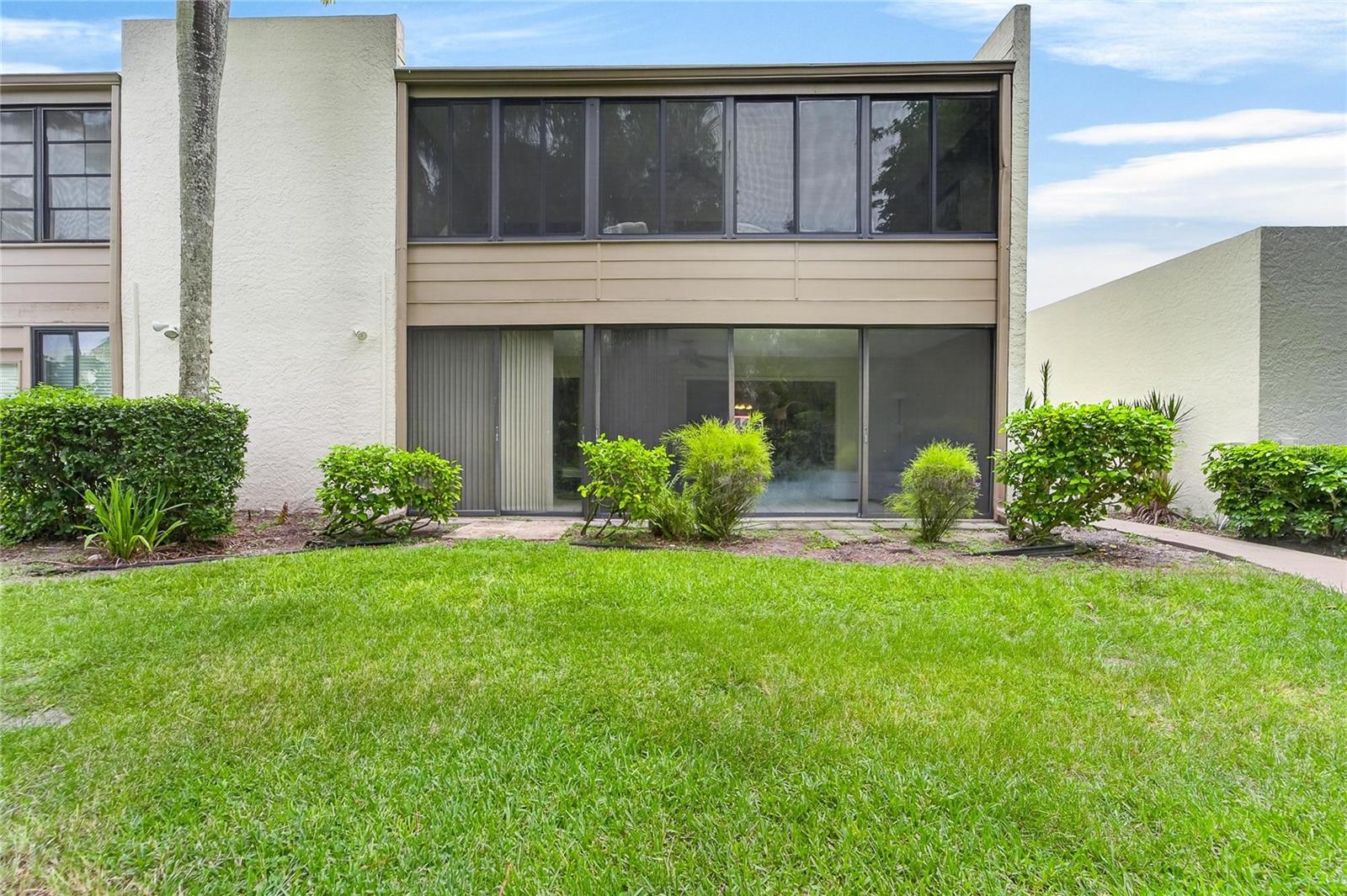 593 LAKESIDE DRIVE, #593, Bradenton, FL 34210