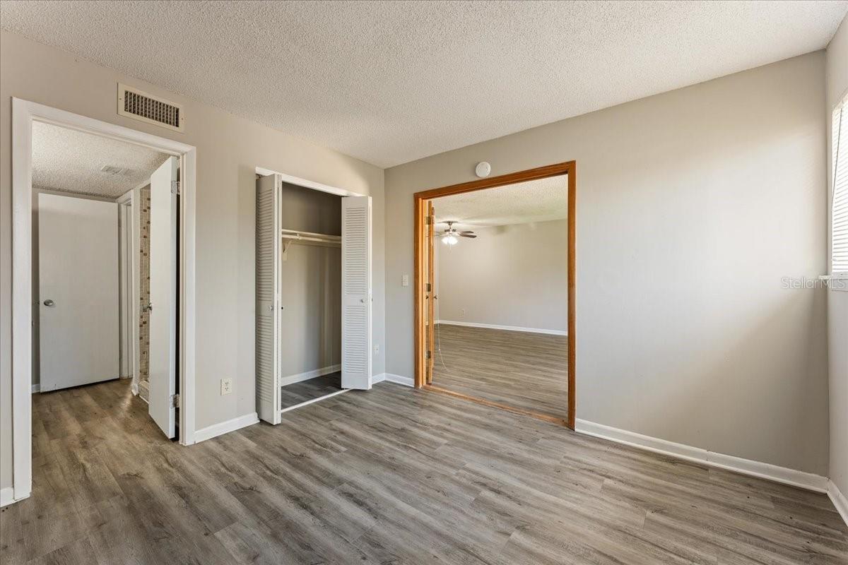 6332 NEWTOWN CIRCLE, #32B5, Tampa, FL 33615