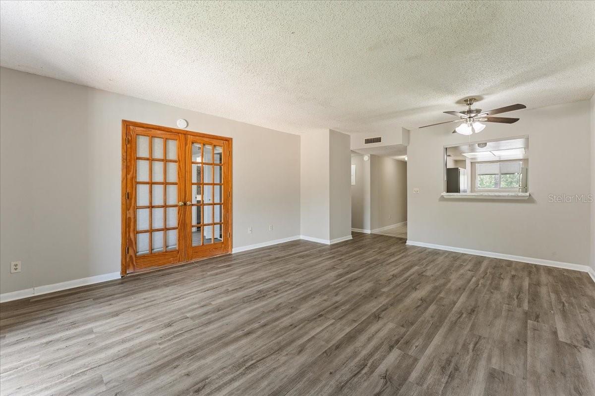 6332 NEWTOWN CIRCLE, #32B5, Tampa, FL 33615