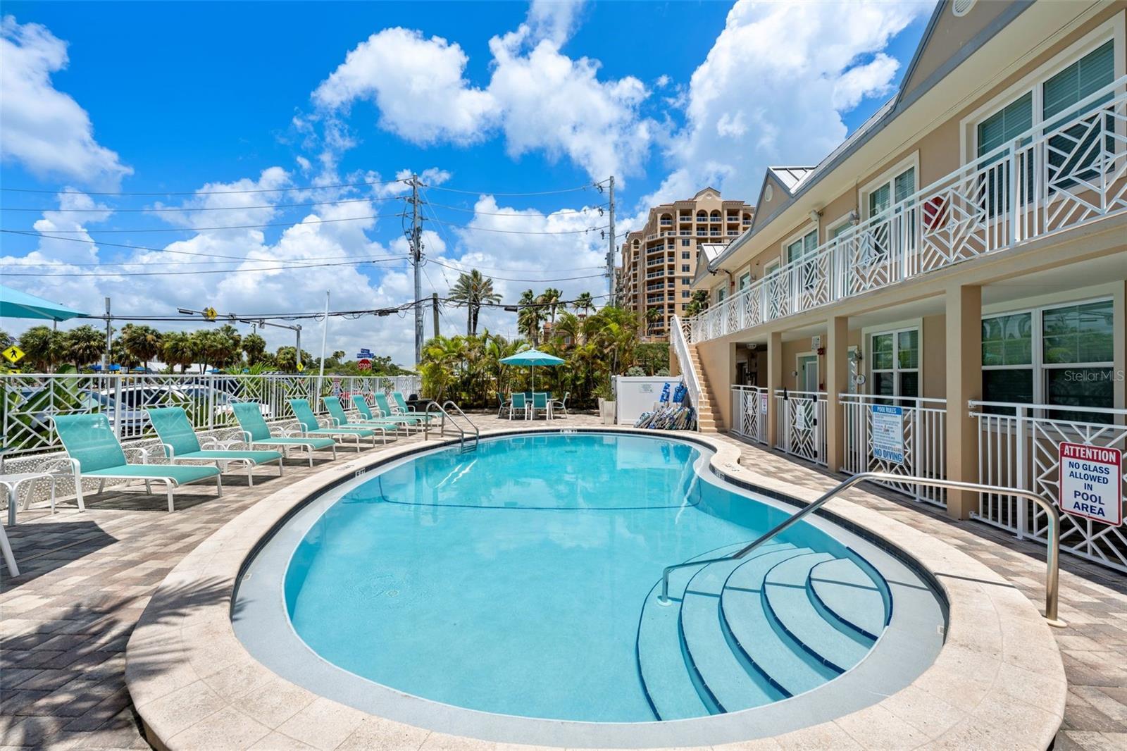 530 MANDALAY AVENUE, #106, Clearwater Beach, FL 33767