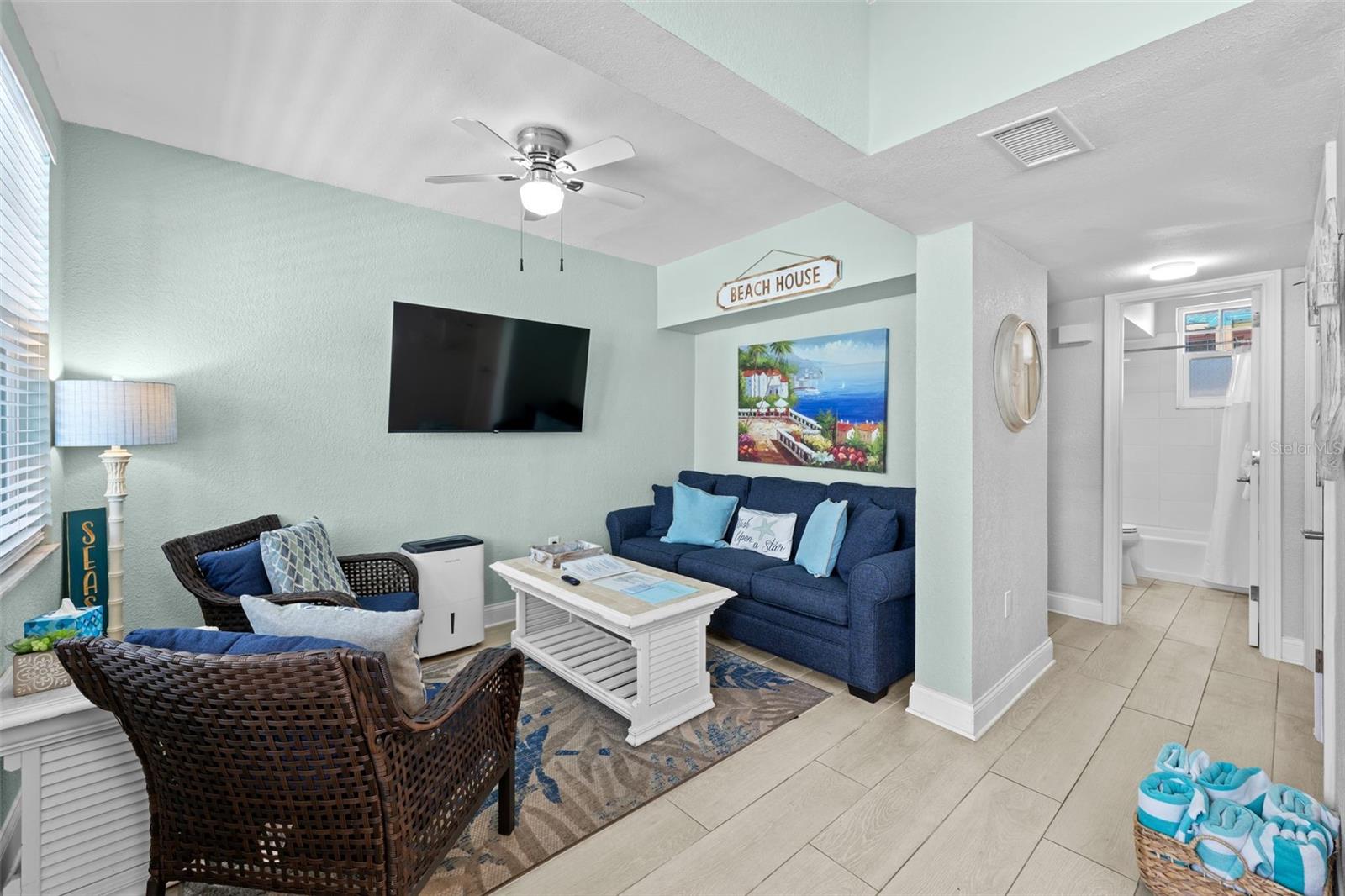 530 MANDALAY AVENUE, #106, Clearwater Beach, FL 33767