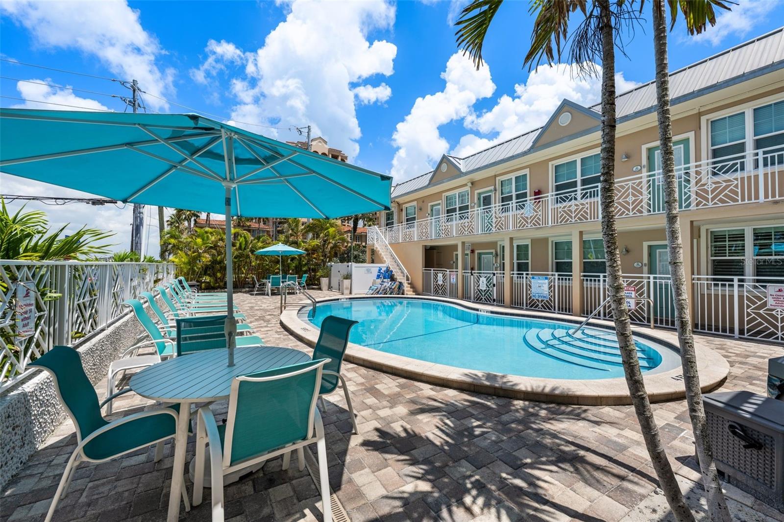 530 MANDALAY AVENUE, #106, Clearwater Beach, FL 33767