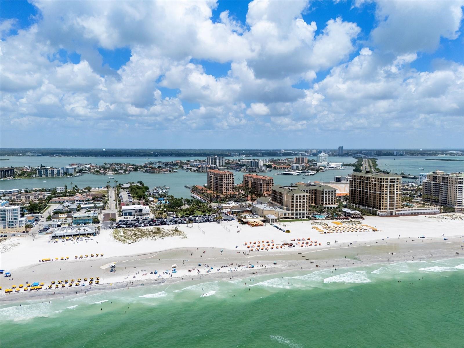 530 MANDALAY AVENUE, #106, Clearwater Beach, FL 33767