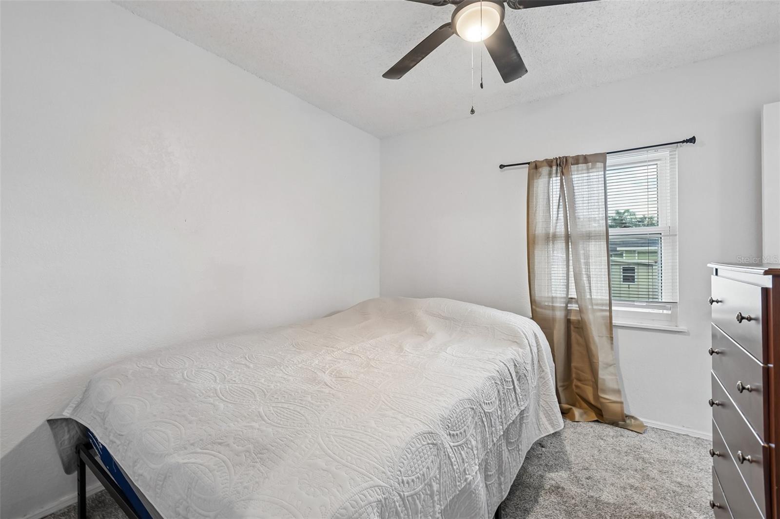 2221 8TH AVENUE N, St Petersburg, FL 33713