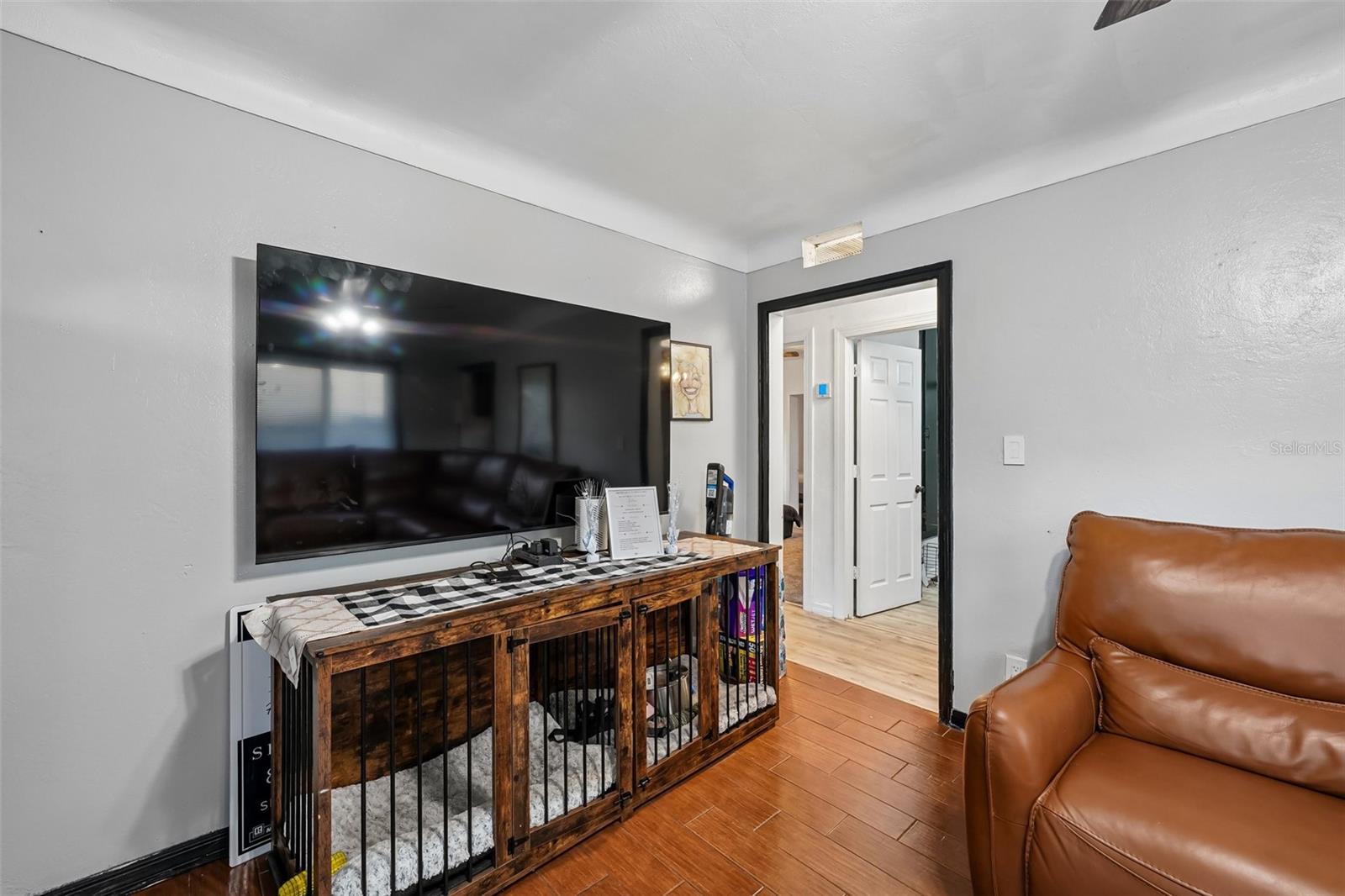 2221 8TH AVENUE N, St Petersburg, FL 33713