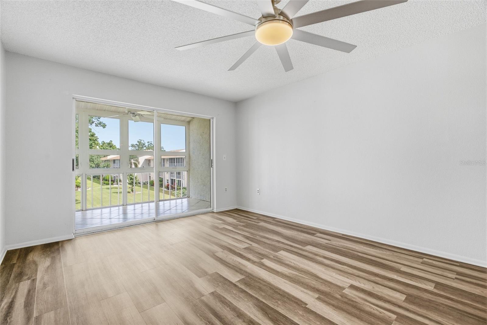 3981 MACEACHEN BOULEVARD, #330, Sarasota, FL 34233