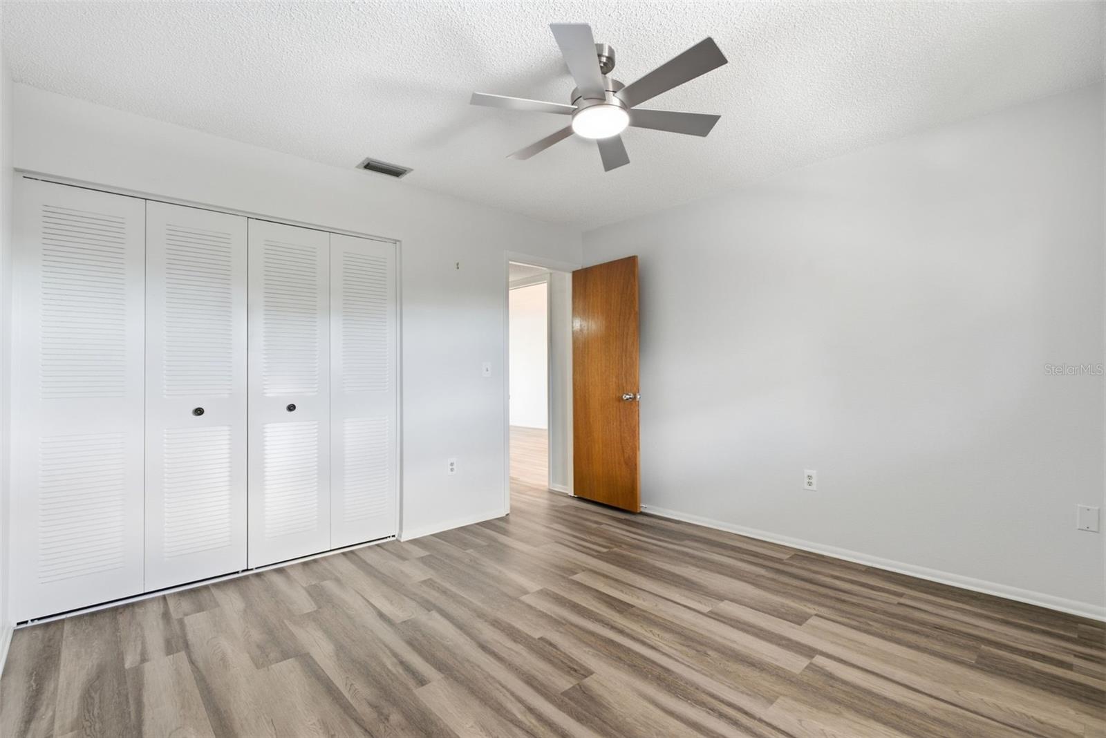 3981 MACEACHEN BOULEVARD, #330, Sarasota, FL 34233