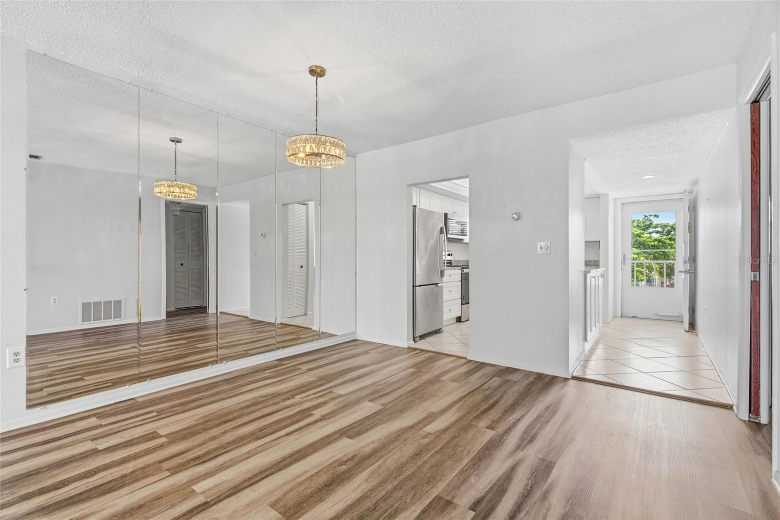 3981 MACEACHEN BOULEVARD, #330, Sarasota, FL 34233