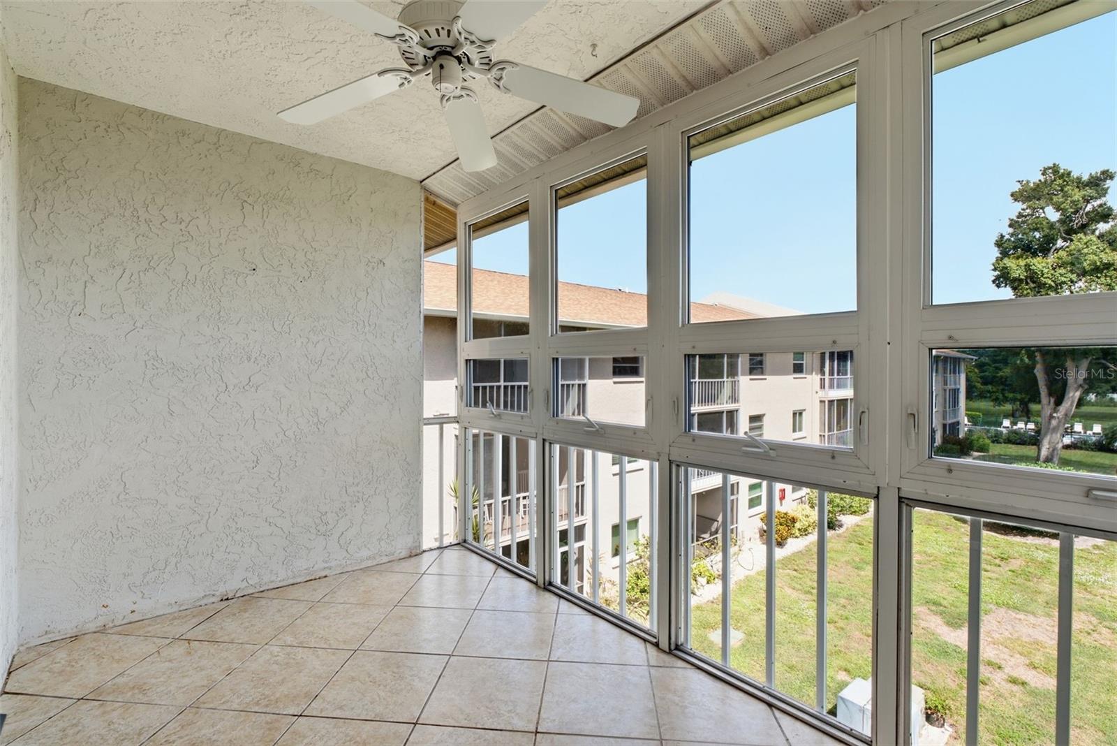 3981 MACEACHEN BOULEVARD, #330, Sarasota, FL 34233