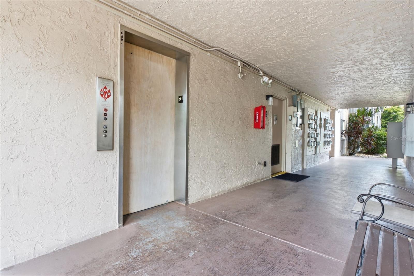3981 MACEACHEN BOULEVARD, #330, Sarasota, FL 34233