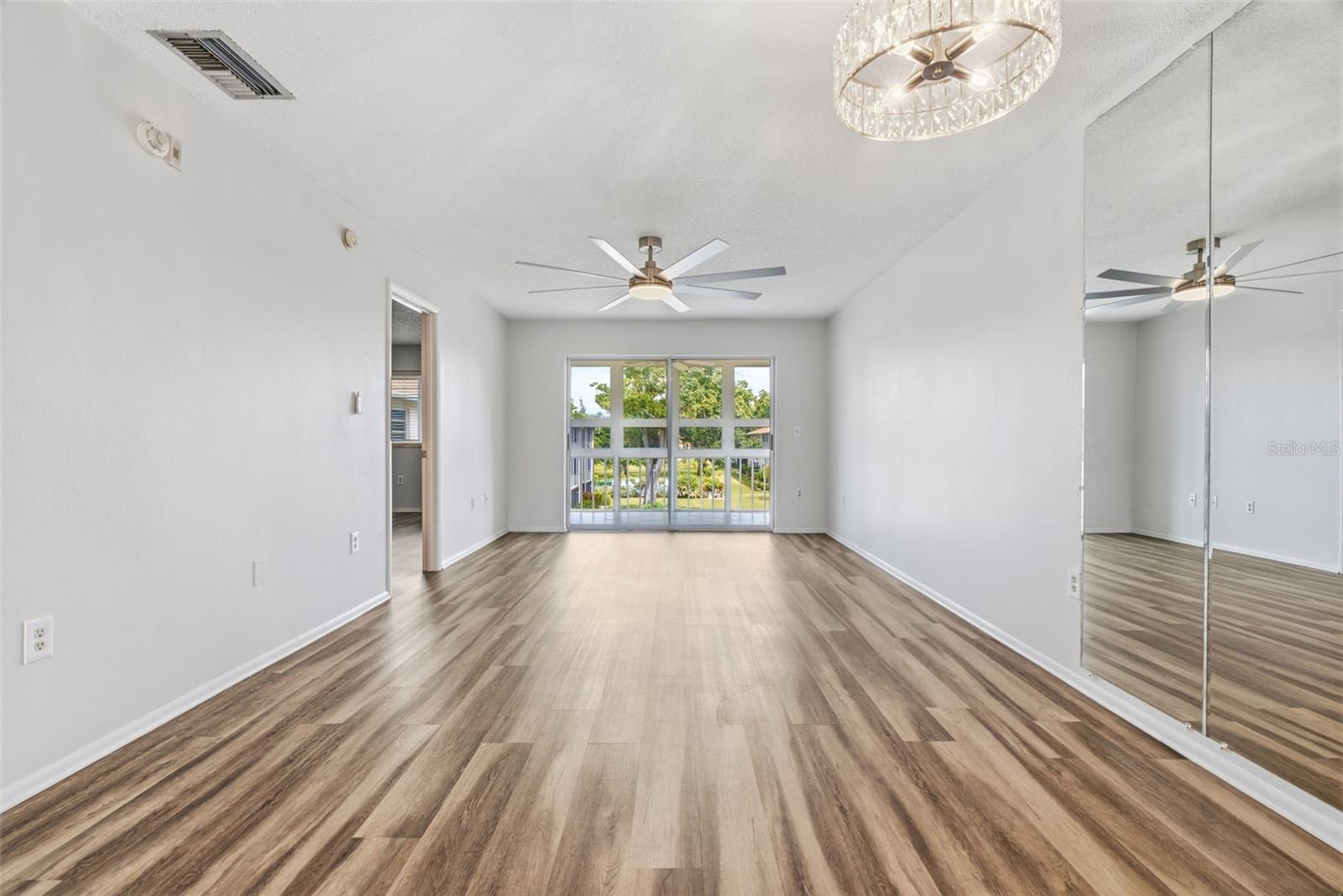 3981 MACEACHEN BOULEVARD, #330, Sarasota, FL 34233