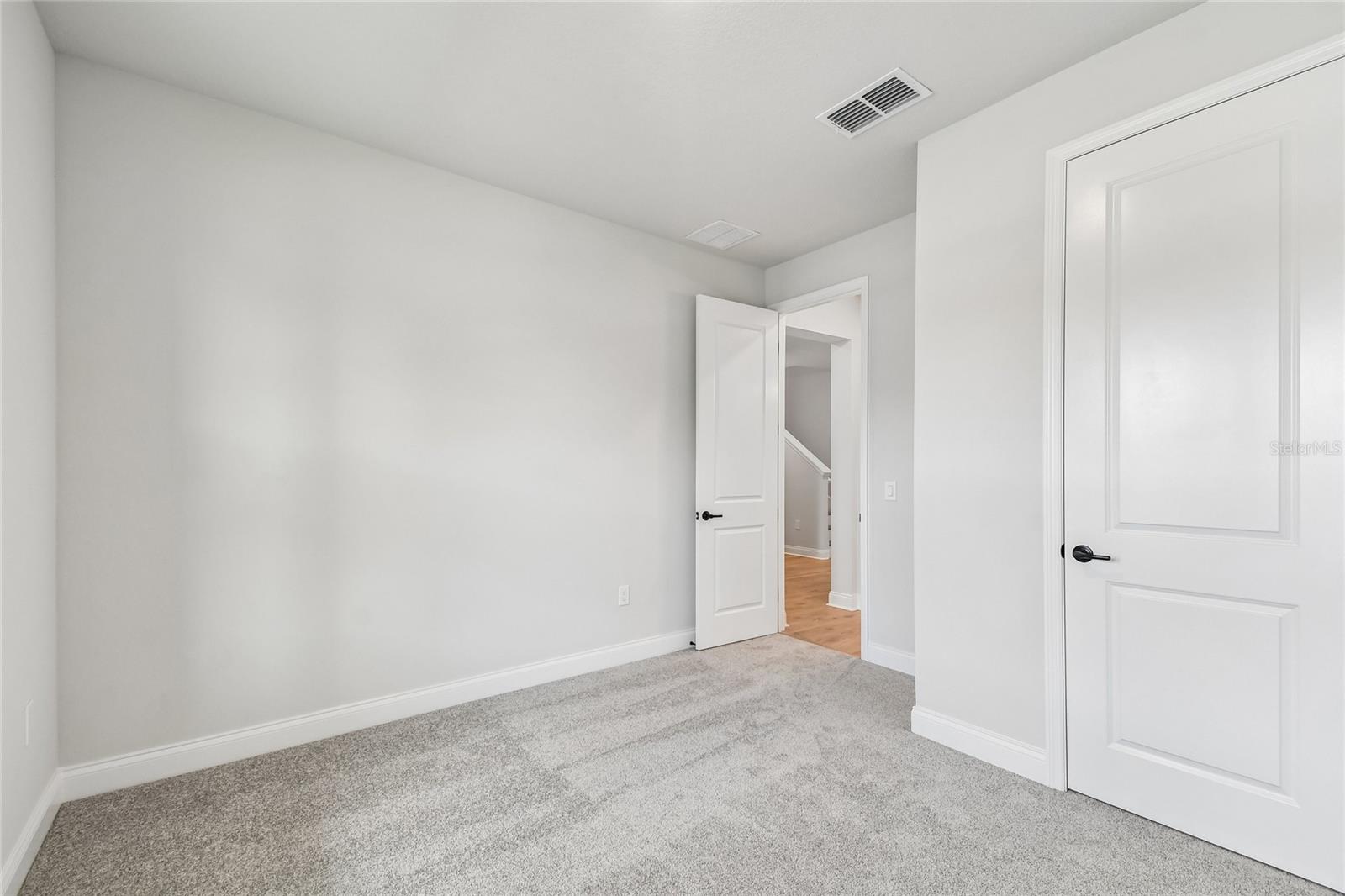 5735 LEAFLET TRAIL, Mount Dora, FL 32757