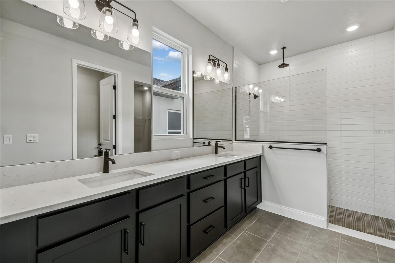 5735 LEAFLET TRAIL, Mount Dora, FL 32757