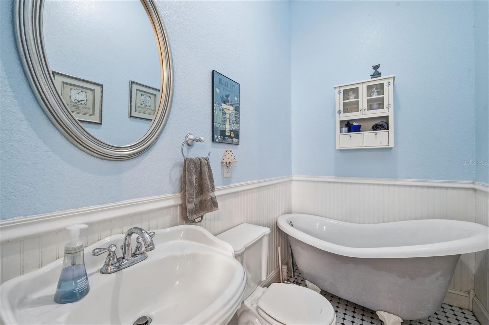 316 E FRANCES AVENUE, Tampa, FL 33602