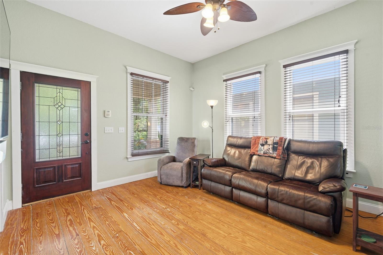 316 E FRANCES AVENUE, Tampa, FL 33602 316 E FRANCES AVENUE, Tampa, FL 33602